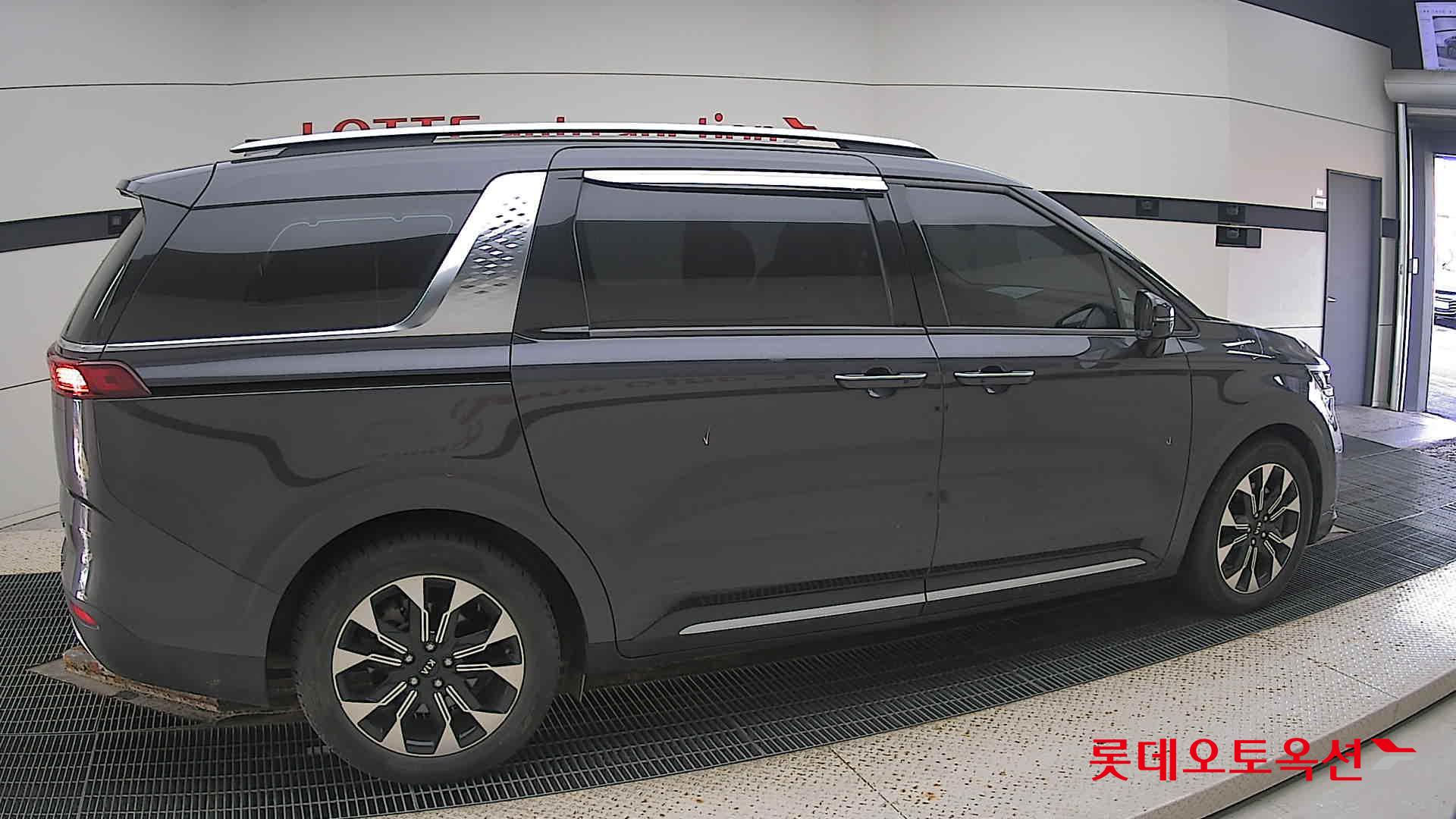 Kia Carnival Limousine id 3466826 из Кореи 18