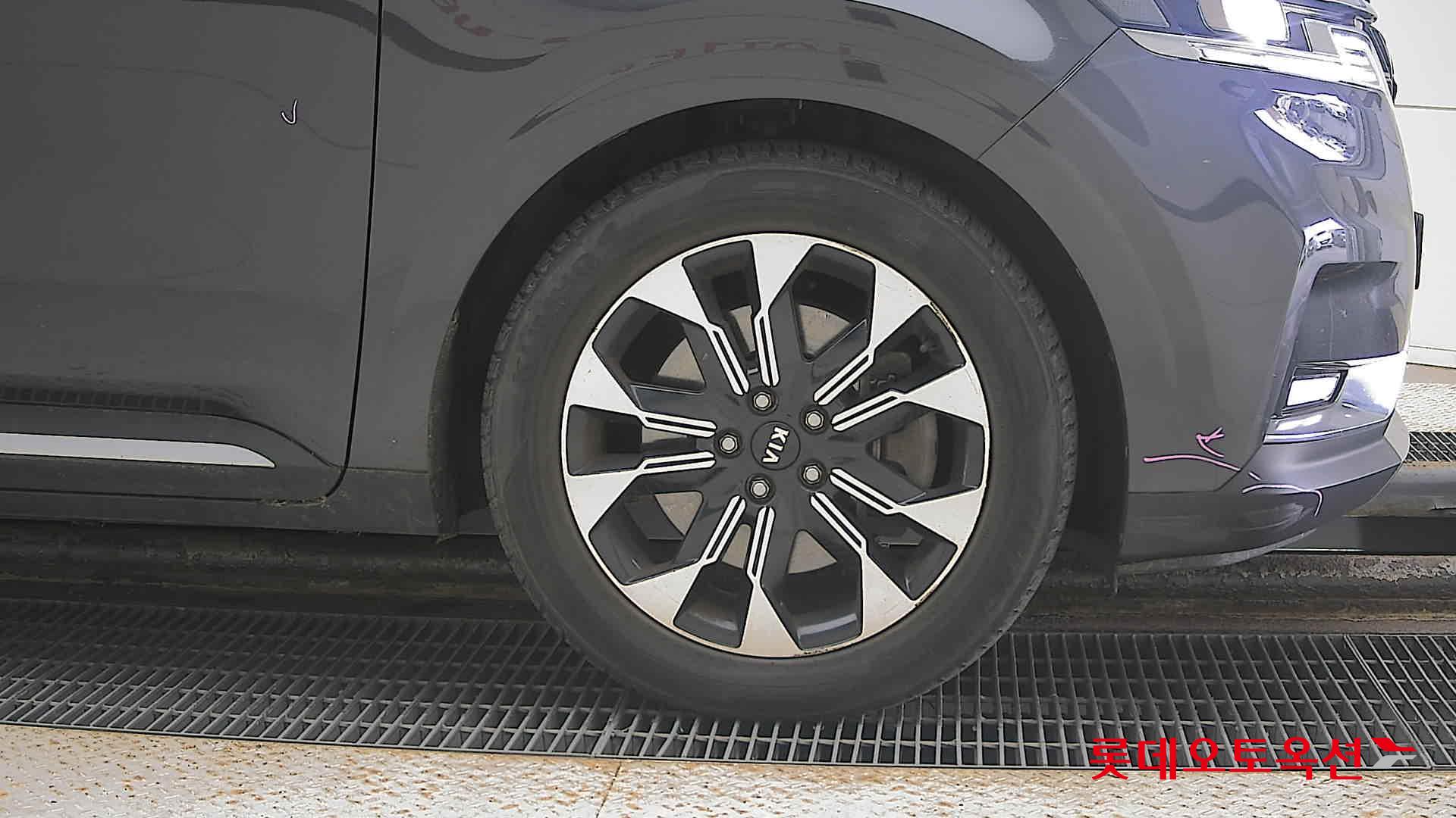 Kia Carnival Limousine id 3466826 из Кореи 23