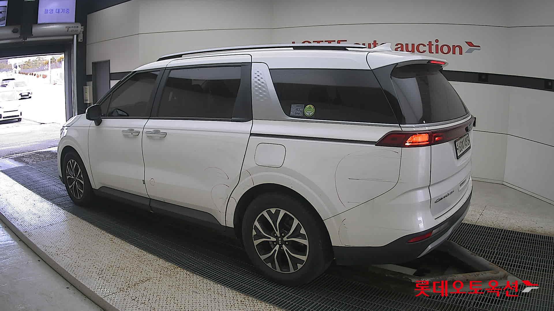 Kia Carnival id 3466790 из Кореи 10