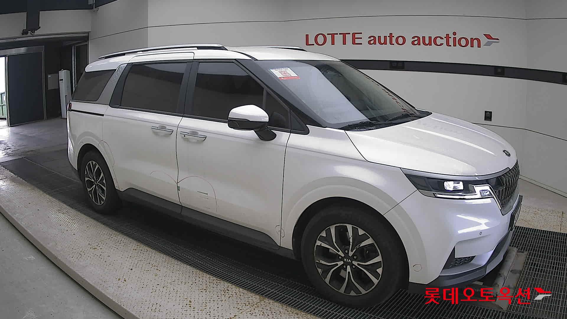 Kia Carnival id 3466790 из Кореи 16