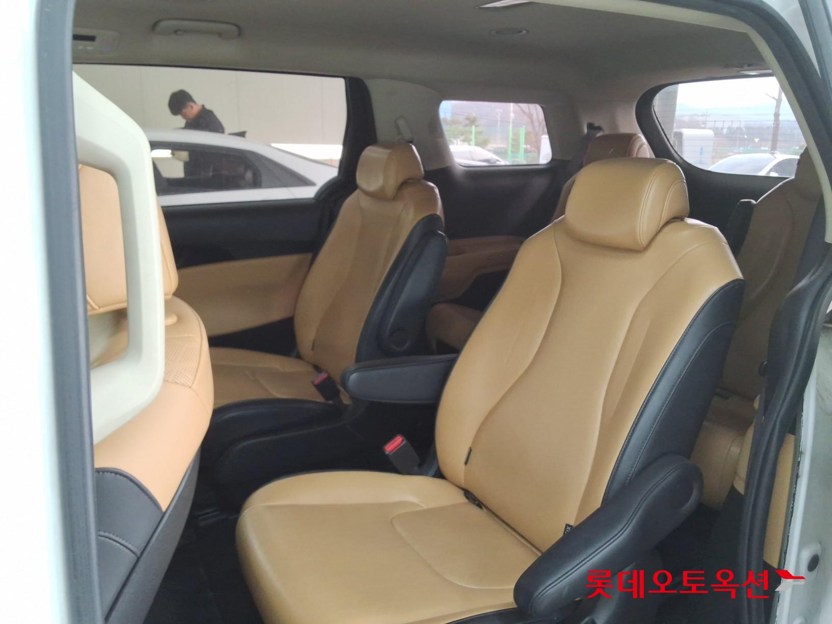 Kia Carnival id 3466790 из Кореи 35