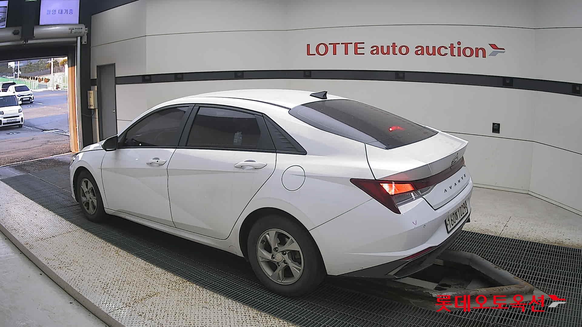 Hyundai Avante id 3461887 из Кореи 10