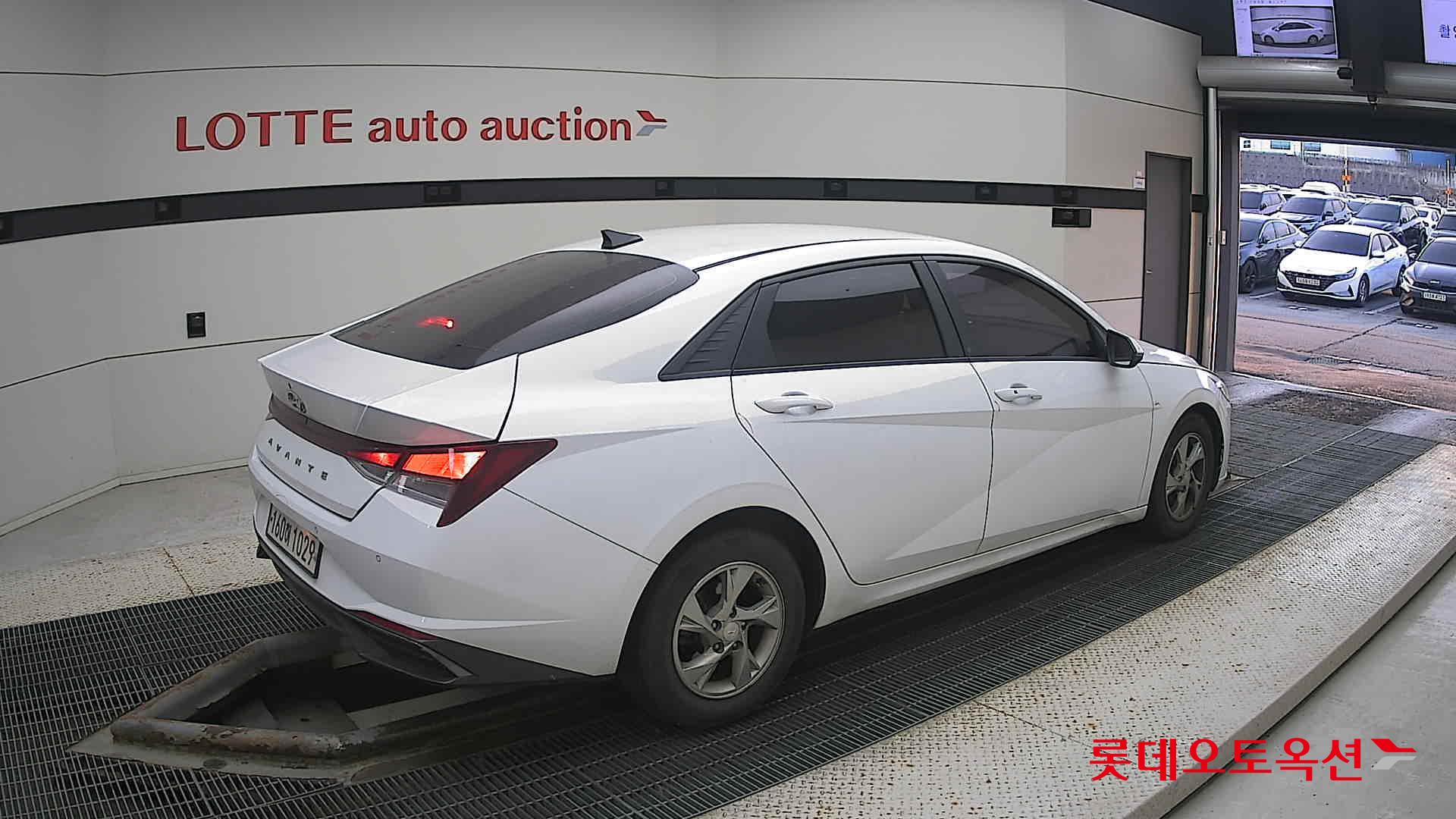 Hyundai Avante id 3461887 из Кореи 19