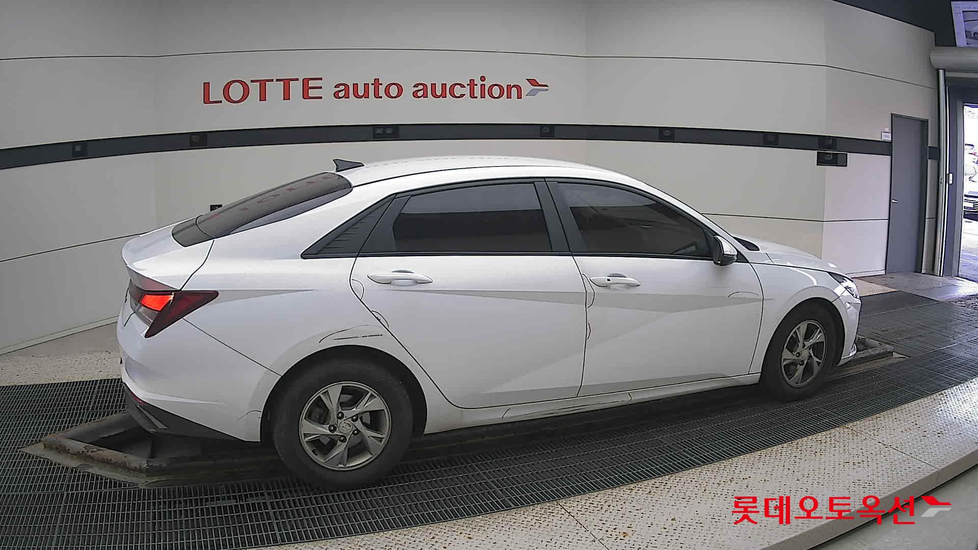 Hyundai Avante id 3466819 из Кореи 18