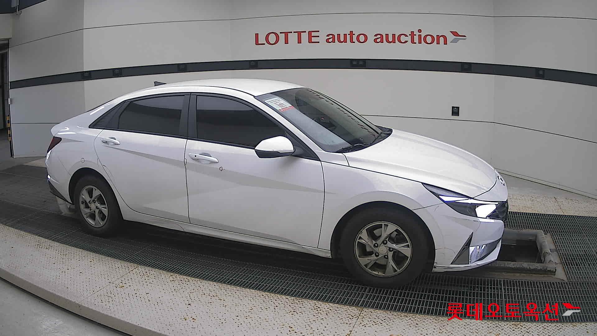 Hyundai Avante id 3461894 из Кореи 17