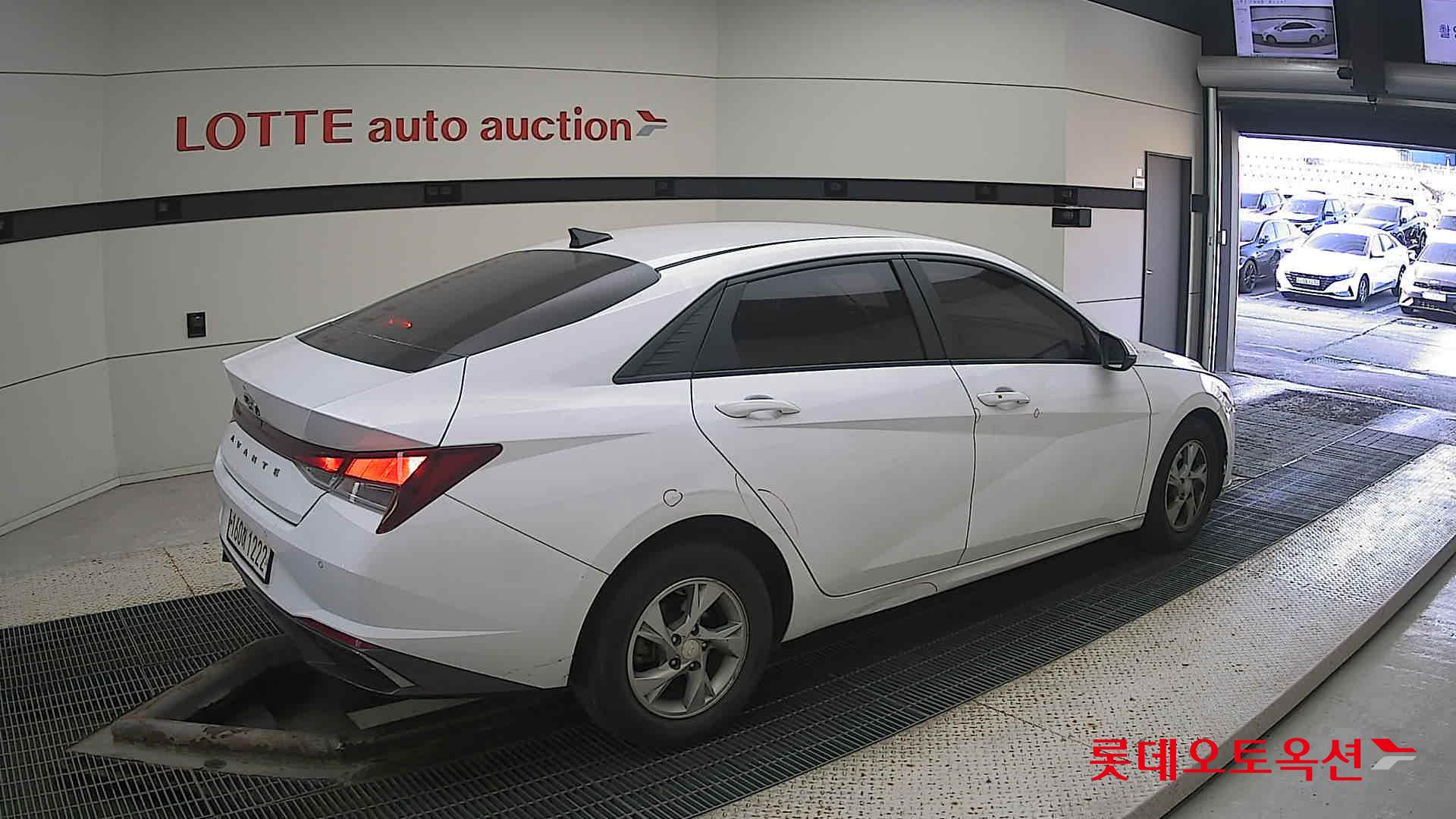 Hyundai Avante id 3461894 из Кореи 19