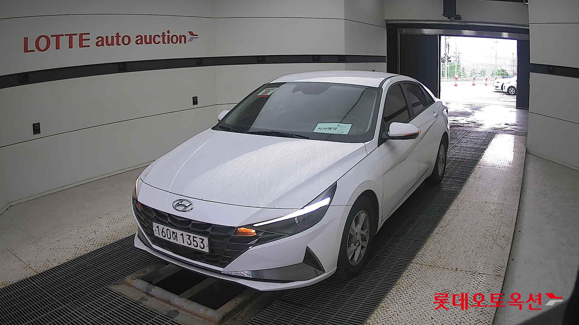 Hyundai Avante 2021 Polar White из Кореи