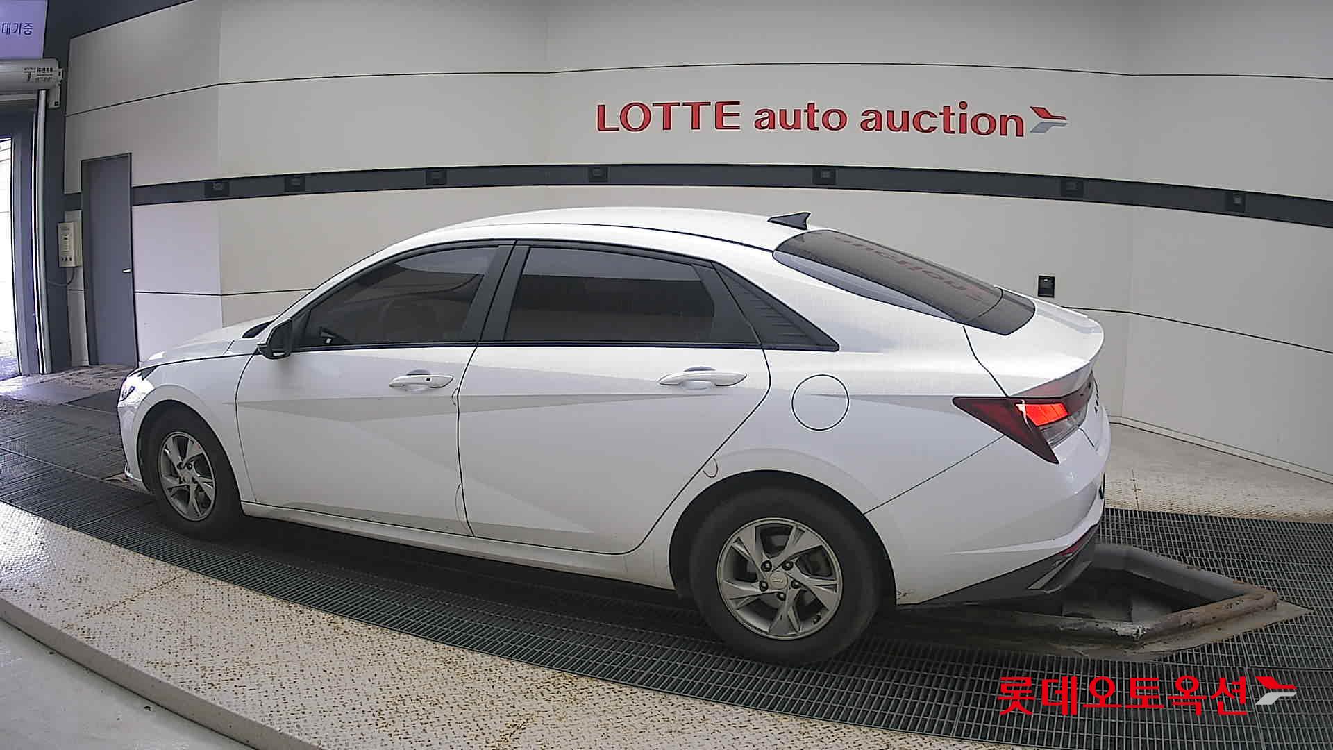 Hyundai Avante id 3466820 из Кореи 11