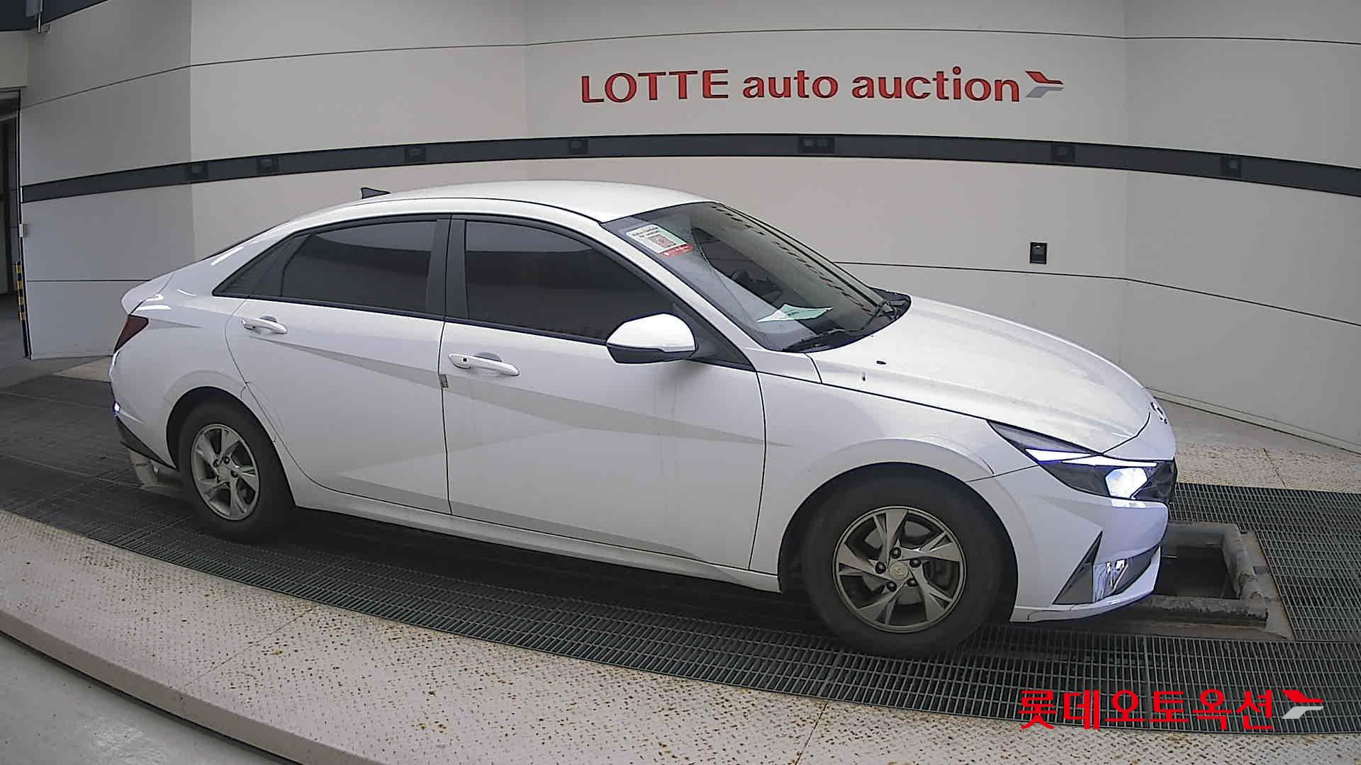 Hyundai Avante id 3461940 из Кореи 17