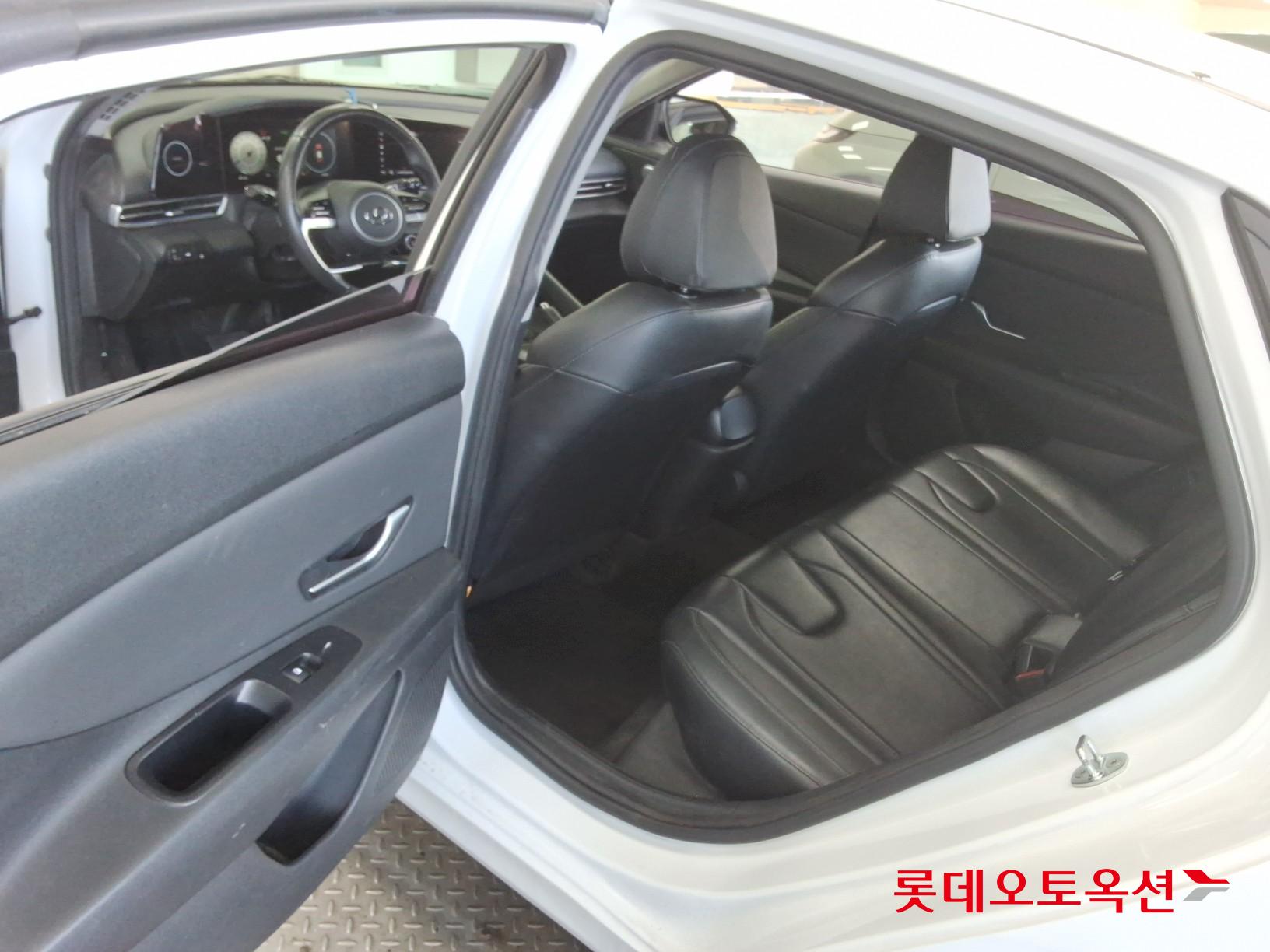 Hyundai Avante id 3461940 из Кореи 36