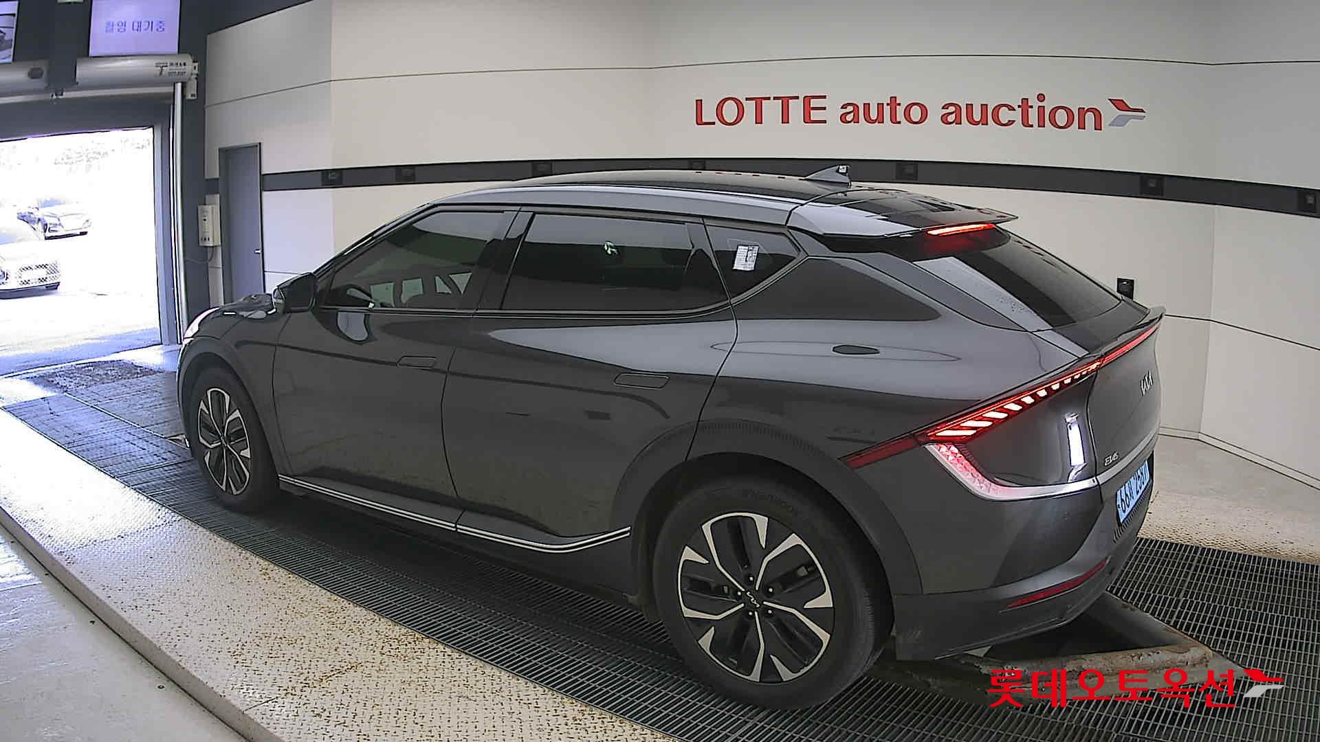 كيا - EV6 - Image 10