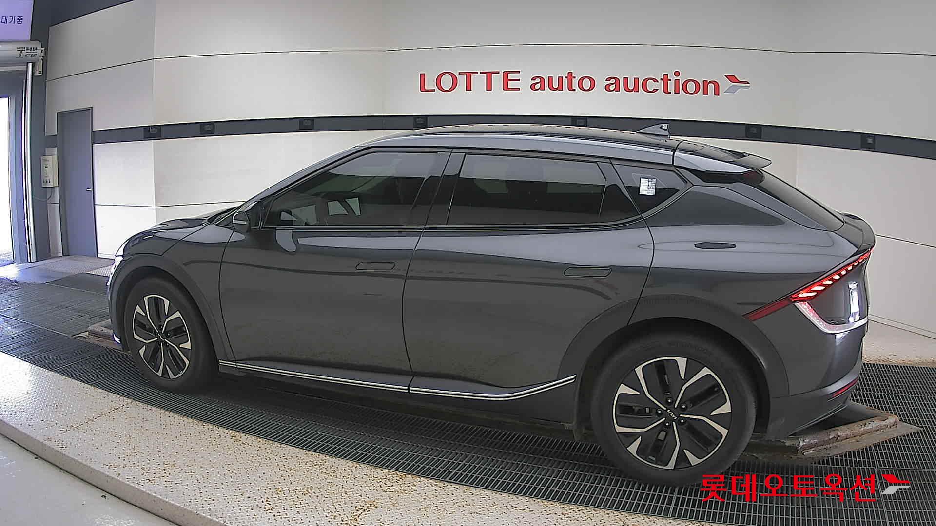 كيا - EV6 - Image 11