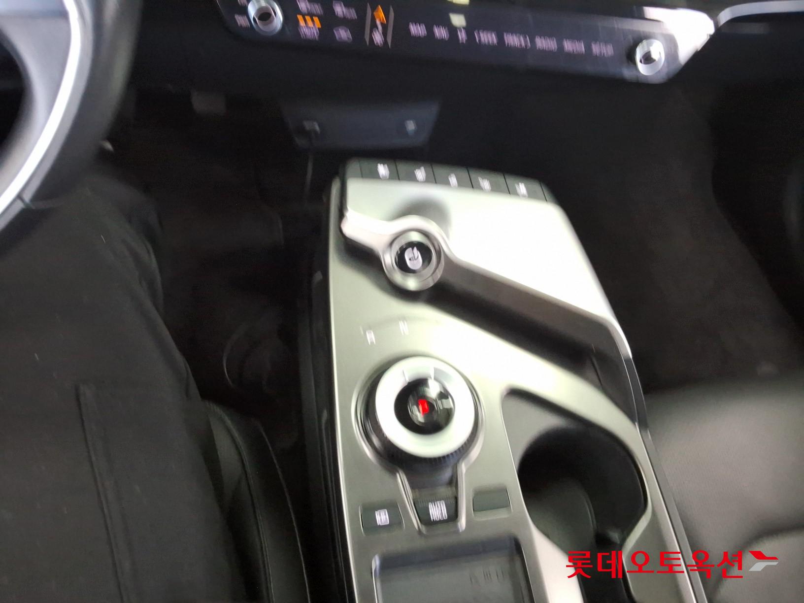 كيا - EV6 - Image 32