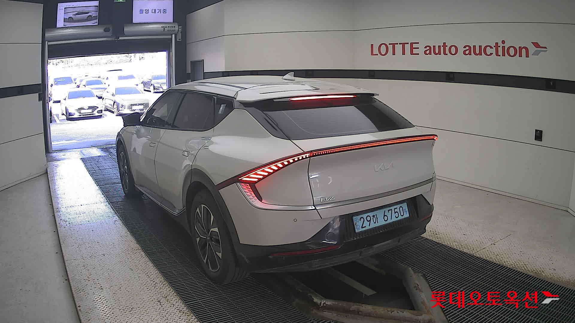 كيا - EV6 - Image 9