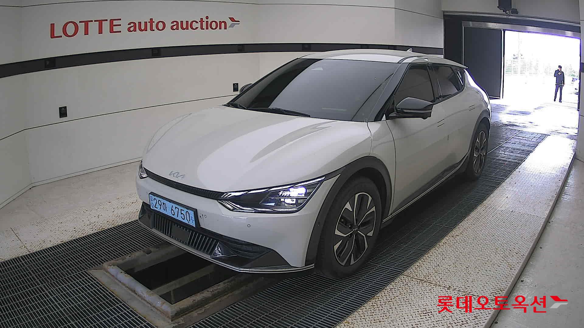 كيا - EV6 - Image 14