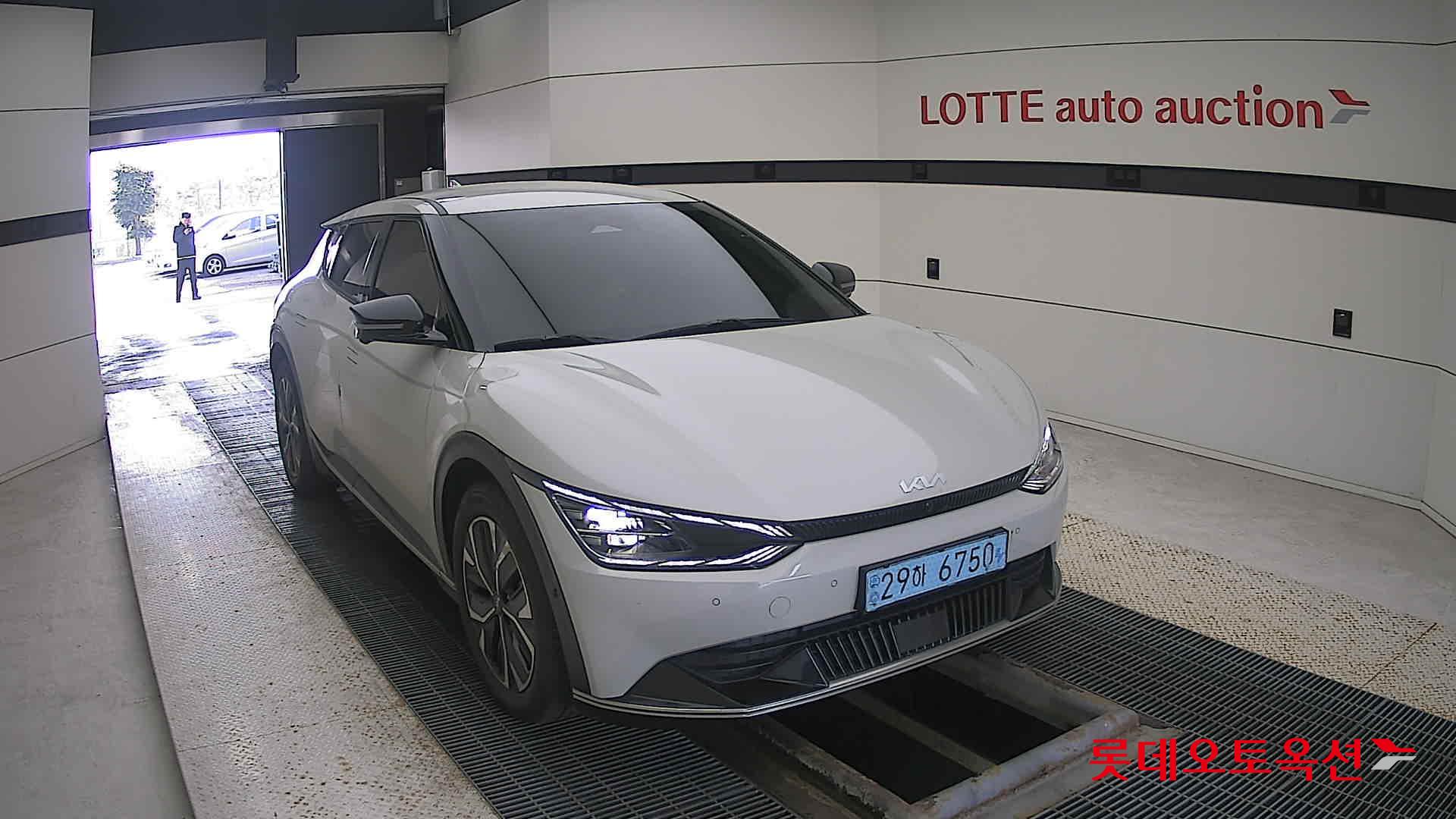 كيا - EV6 - Image 15