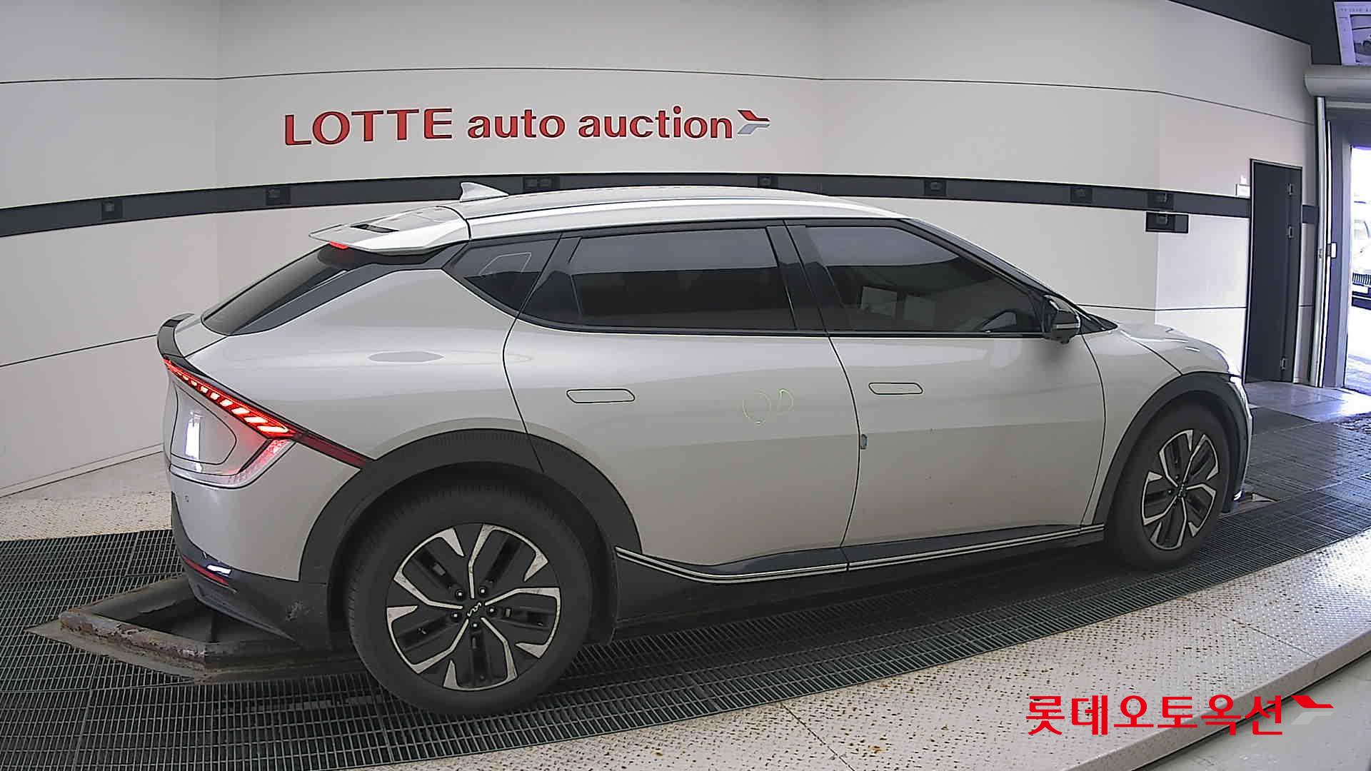 كيا - EV6 - Image 18