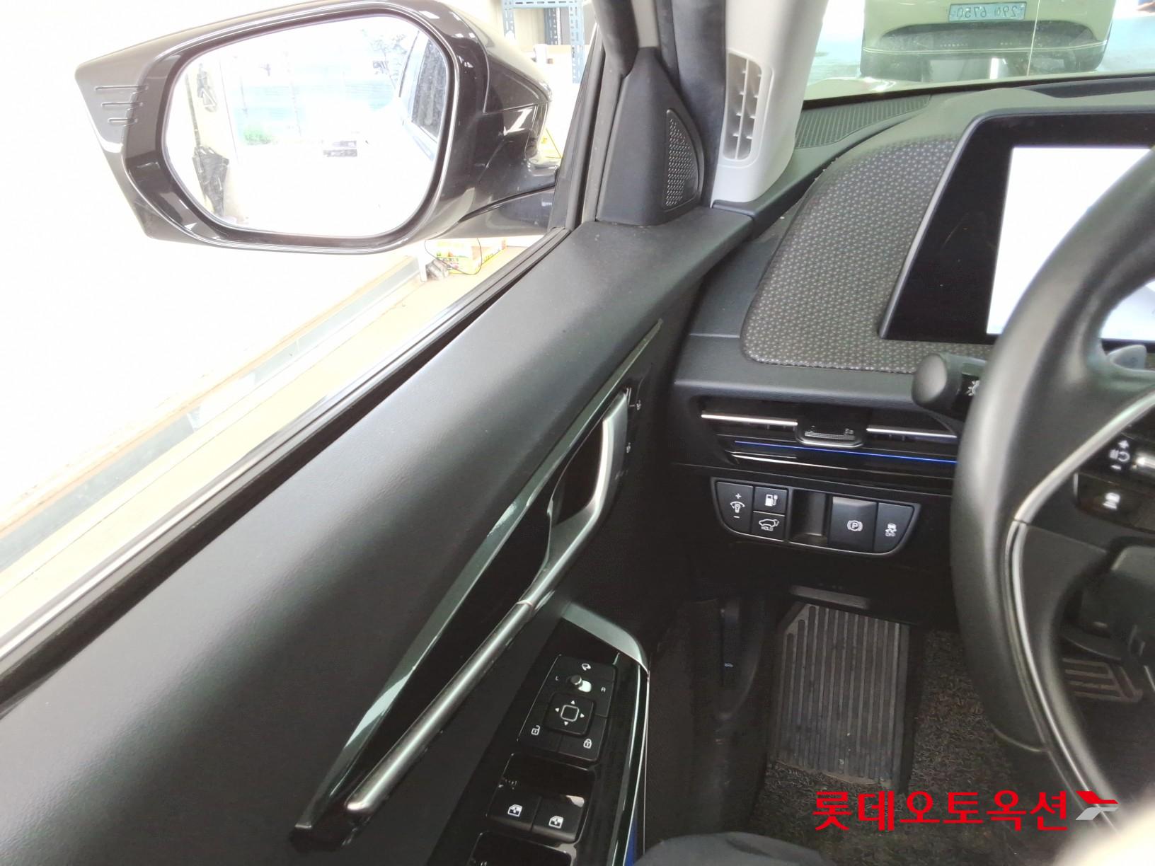 كيا - EV6 - Image 28