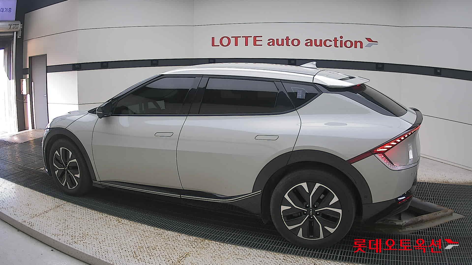 كيا - EV6 - Image 11