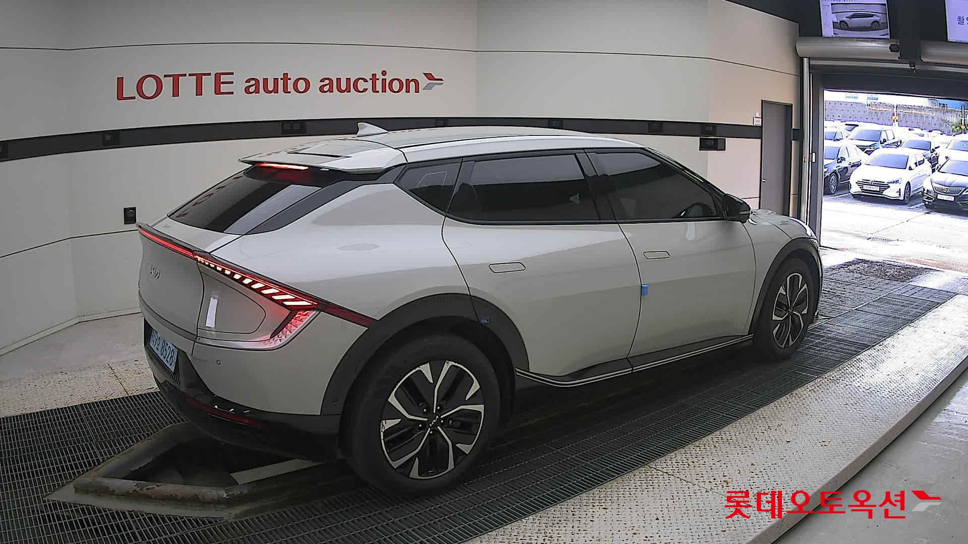 كيا - EV6 - Image 19