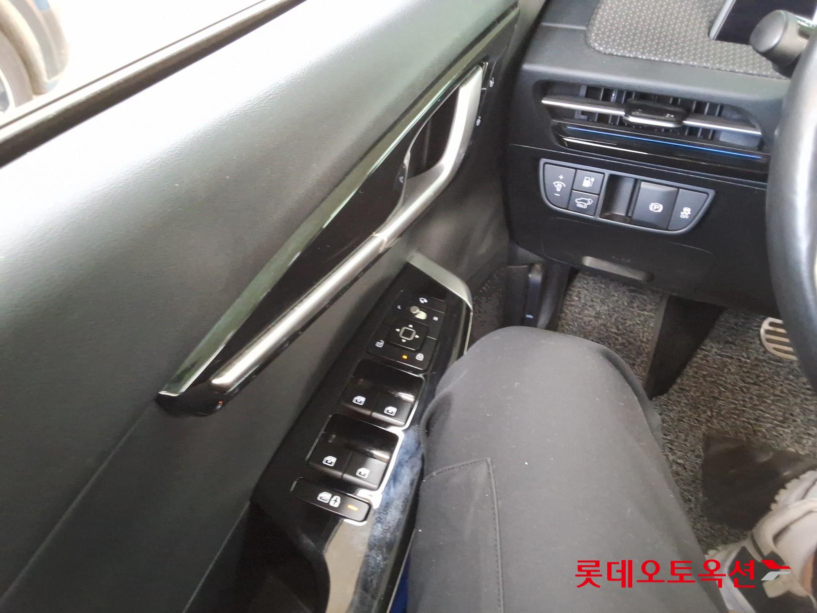 كيا - EV6 - Image 28