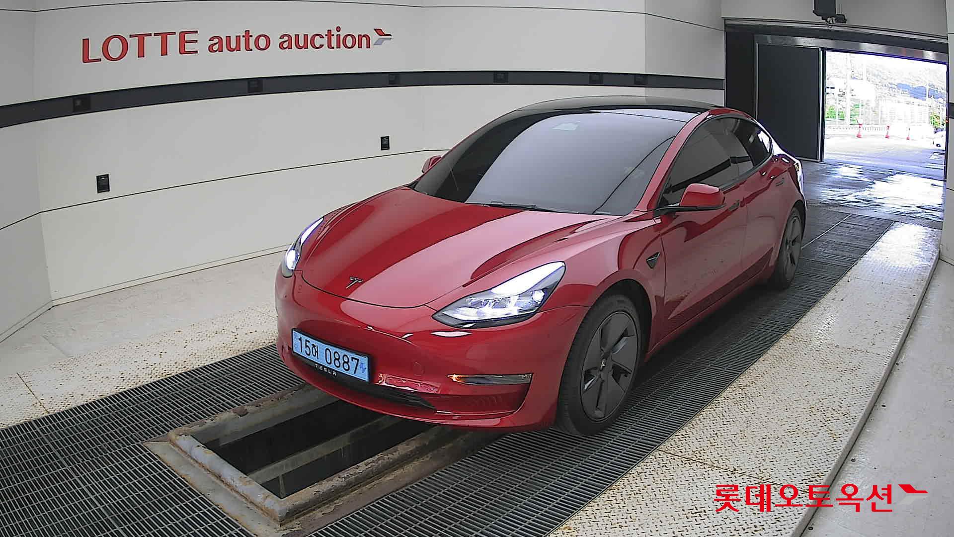 تسلا - MODEL 3 - Image 14