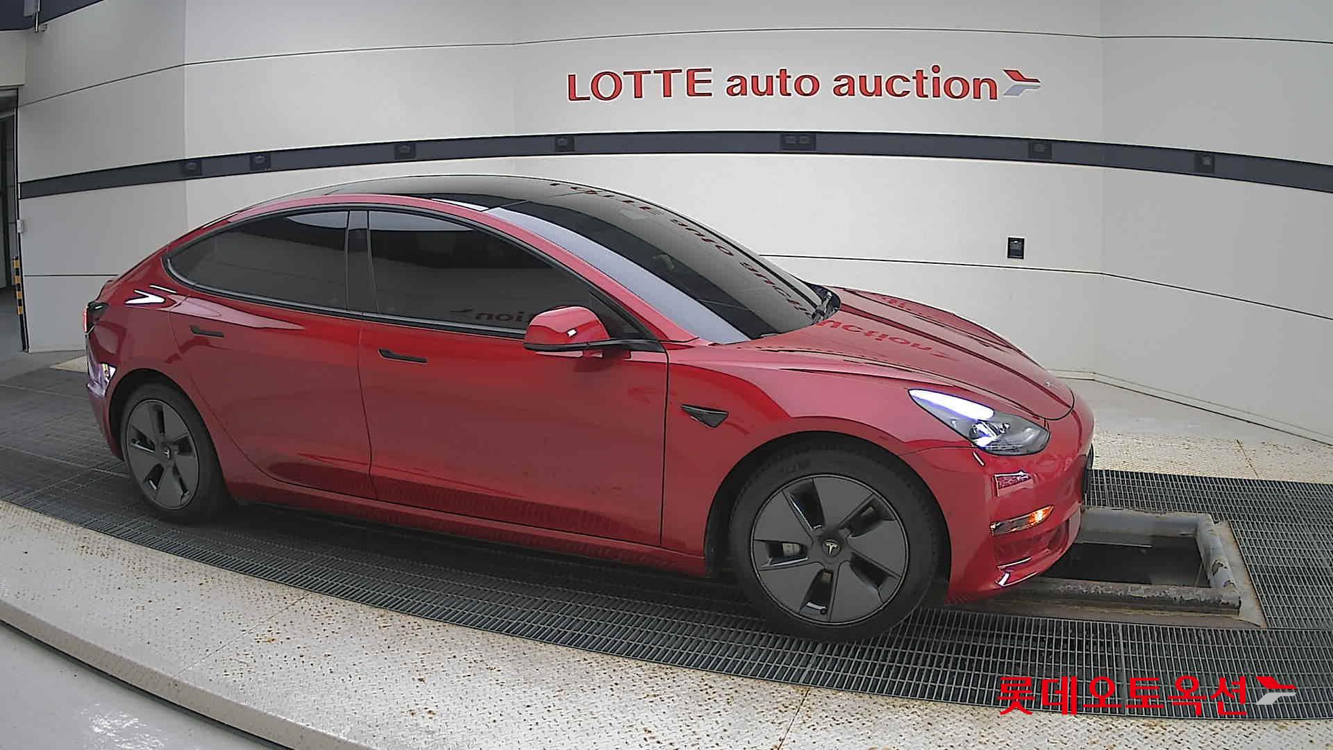 تسلا - MODEL 3 - Image 17