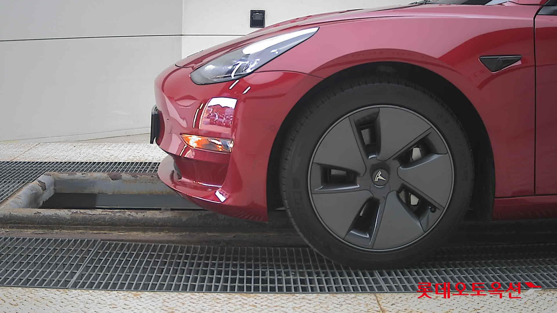 تسلا - MODEL 3 - Image 21