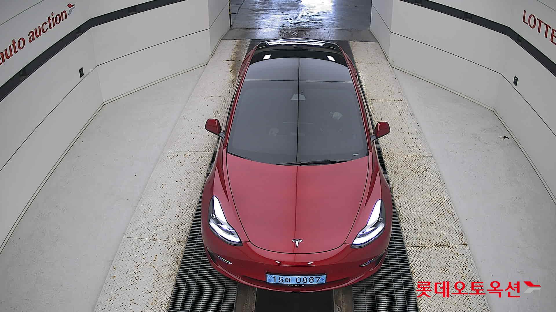 تسلا - MODEL 3 - Image 25