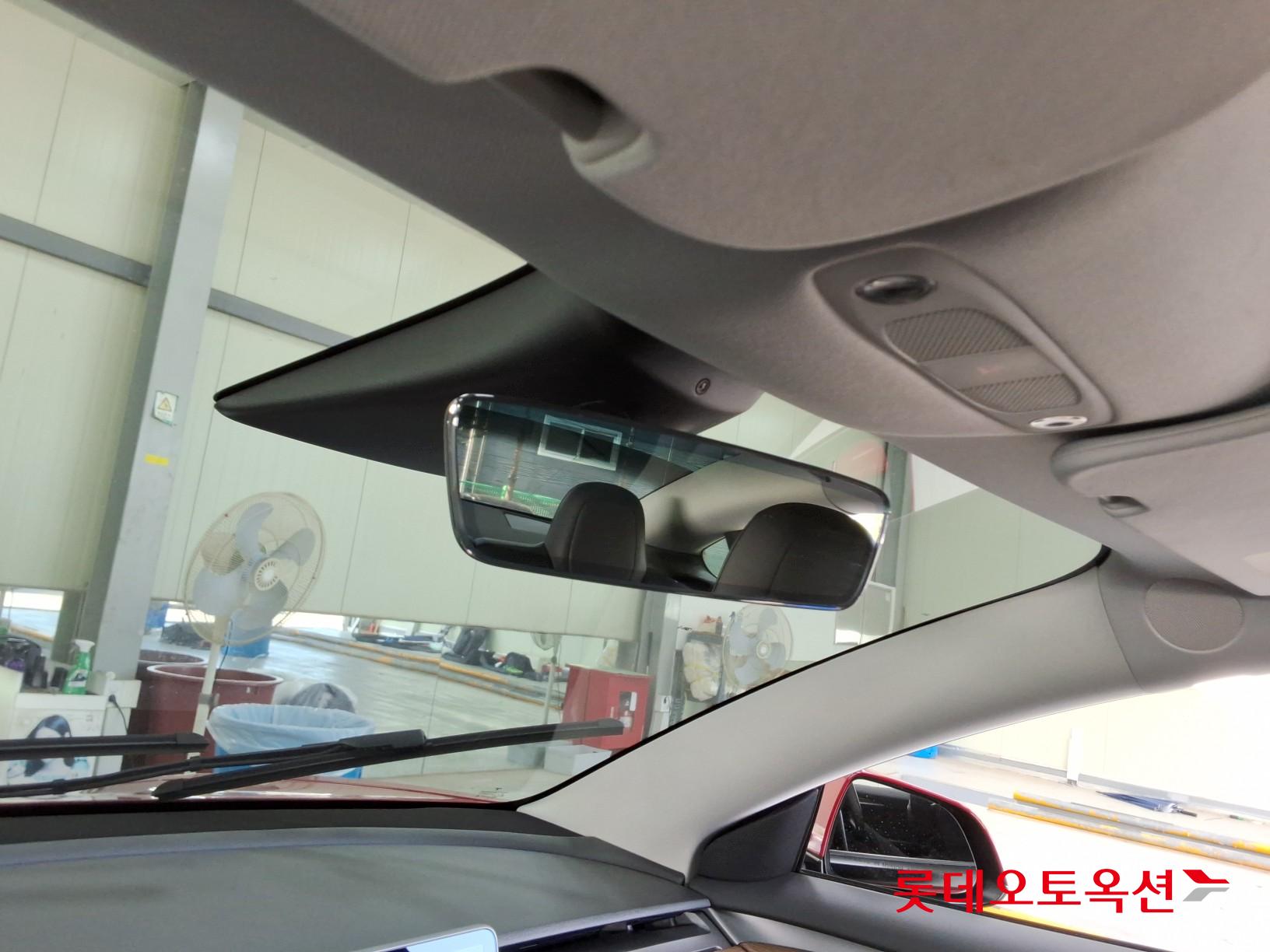 تسلا - MODEL 3 - Image 32