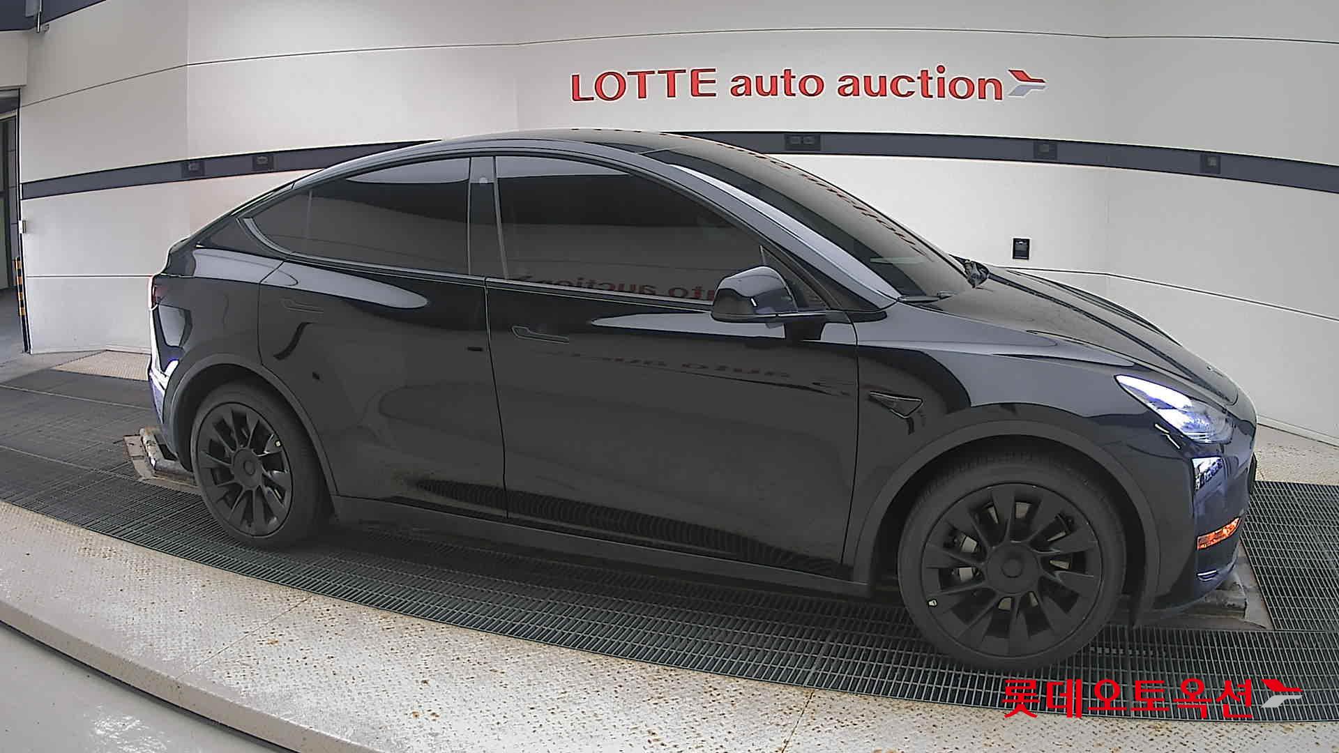 Tesla Model Y Long Range id 3476500 из Кореи 17