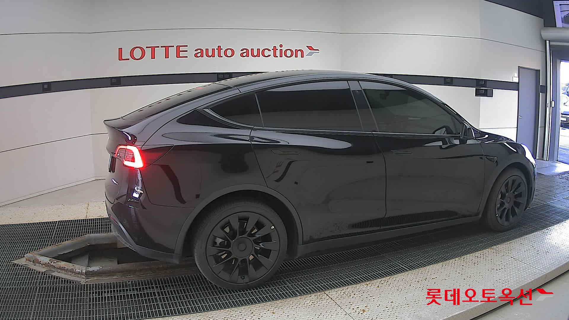 Tesla Model Y Long Range id 3476500 из Кореи 18