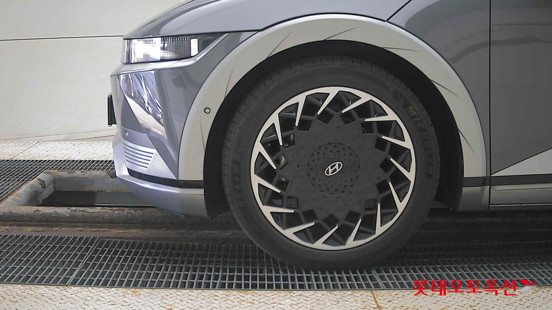 هيونداي - أيونيك - Image 21