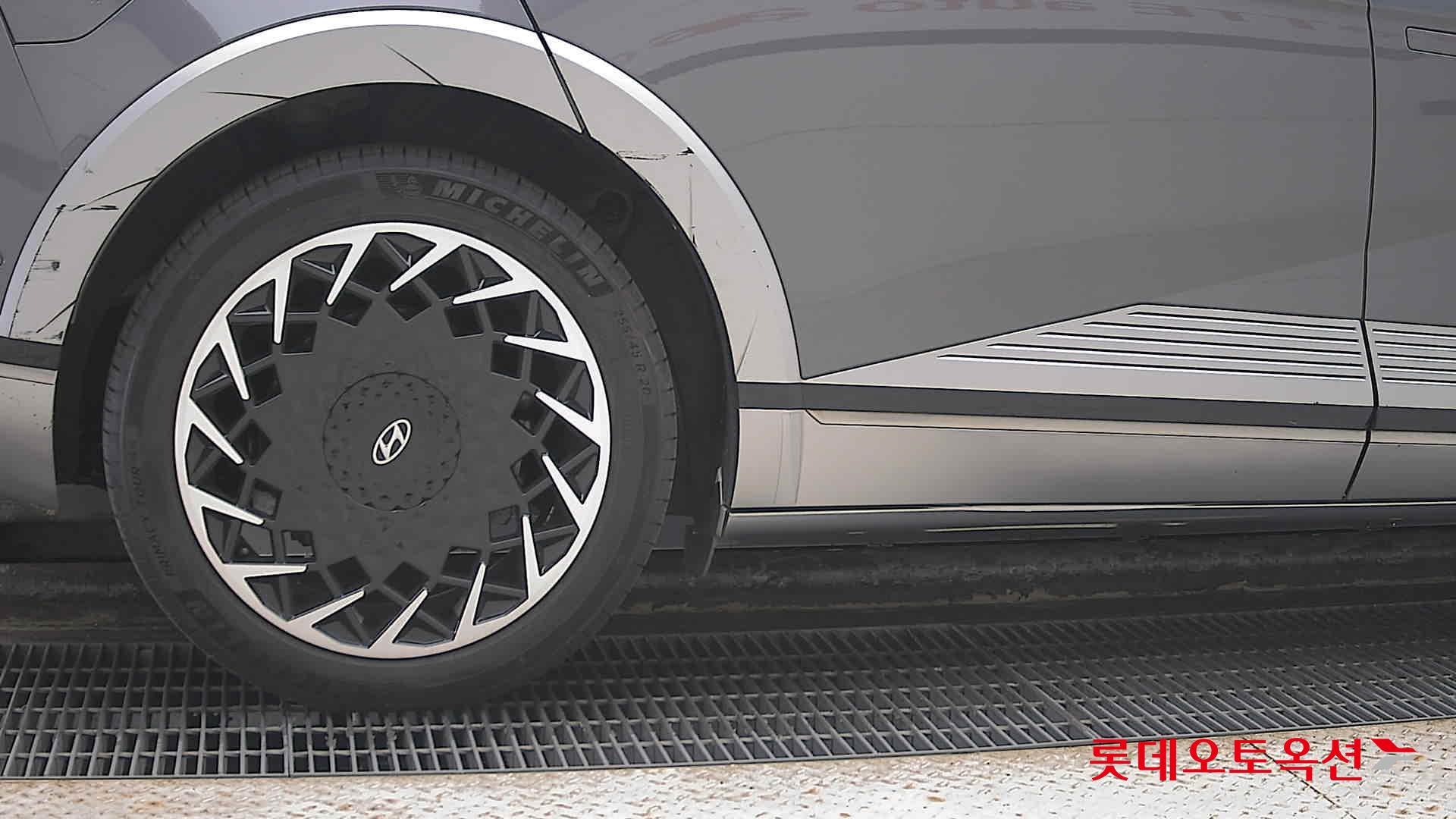 هيونداي - أيونيك - Image 24