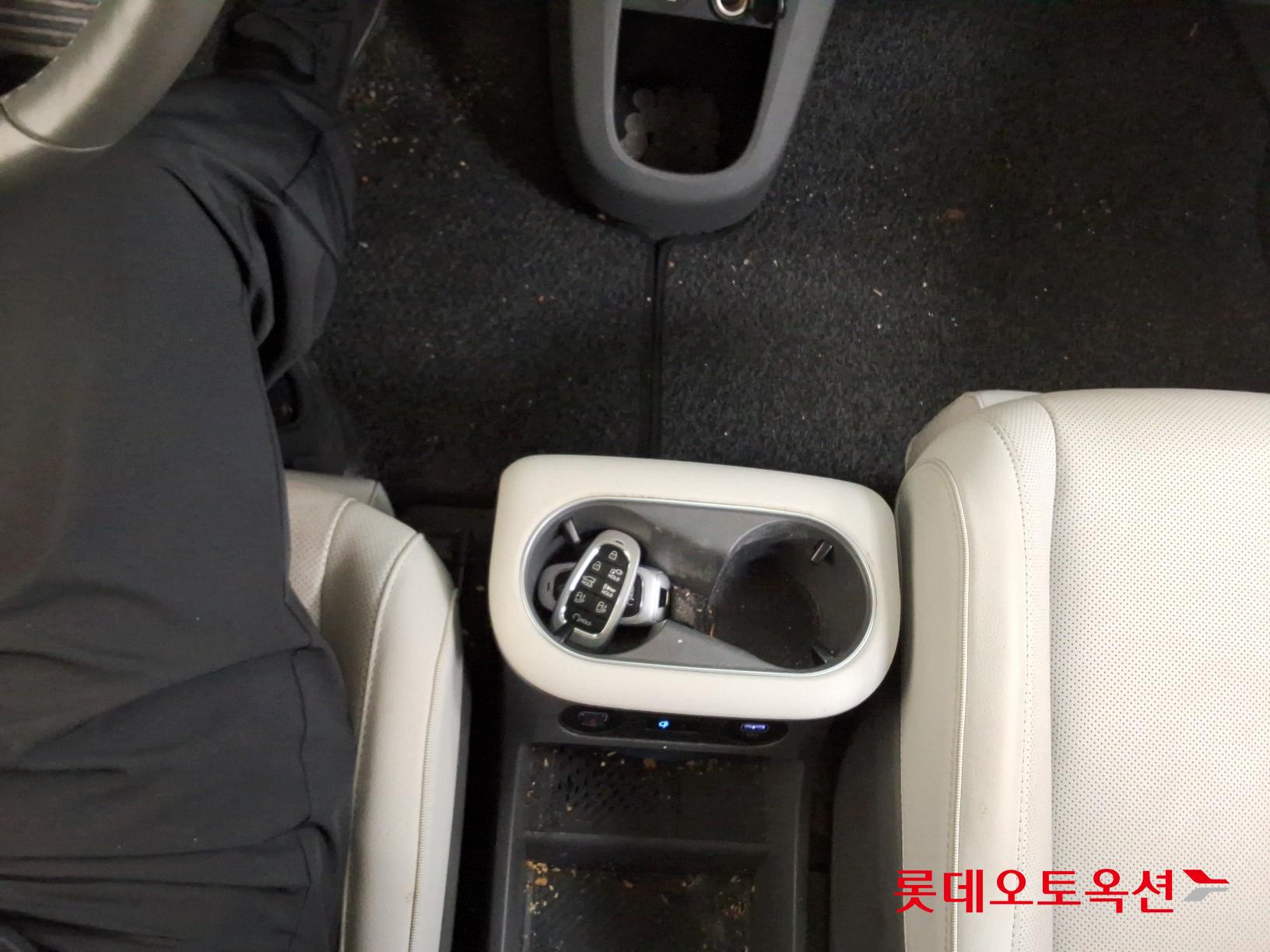 هيونداي - أيونيك - Image 31