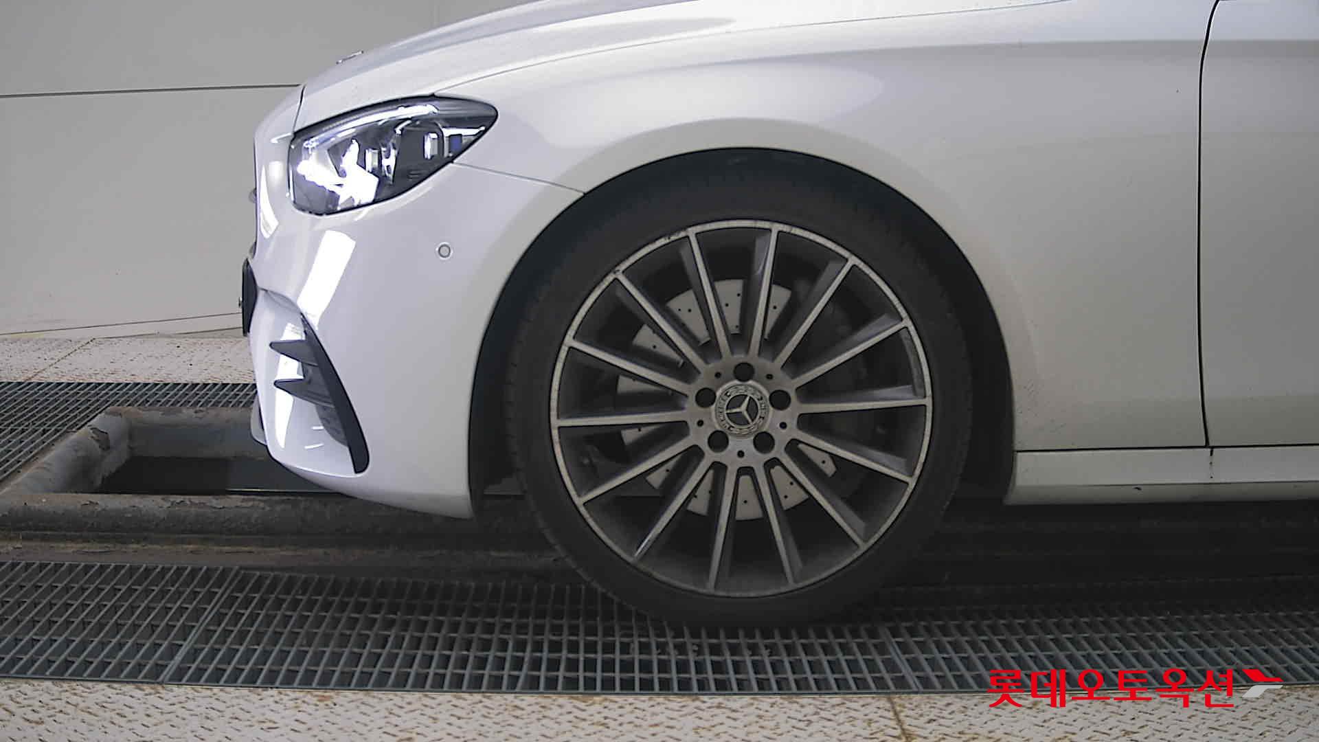 مرسيدس - E350 - Image 21