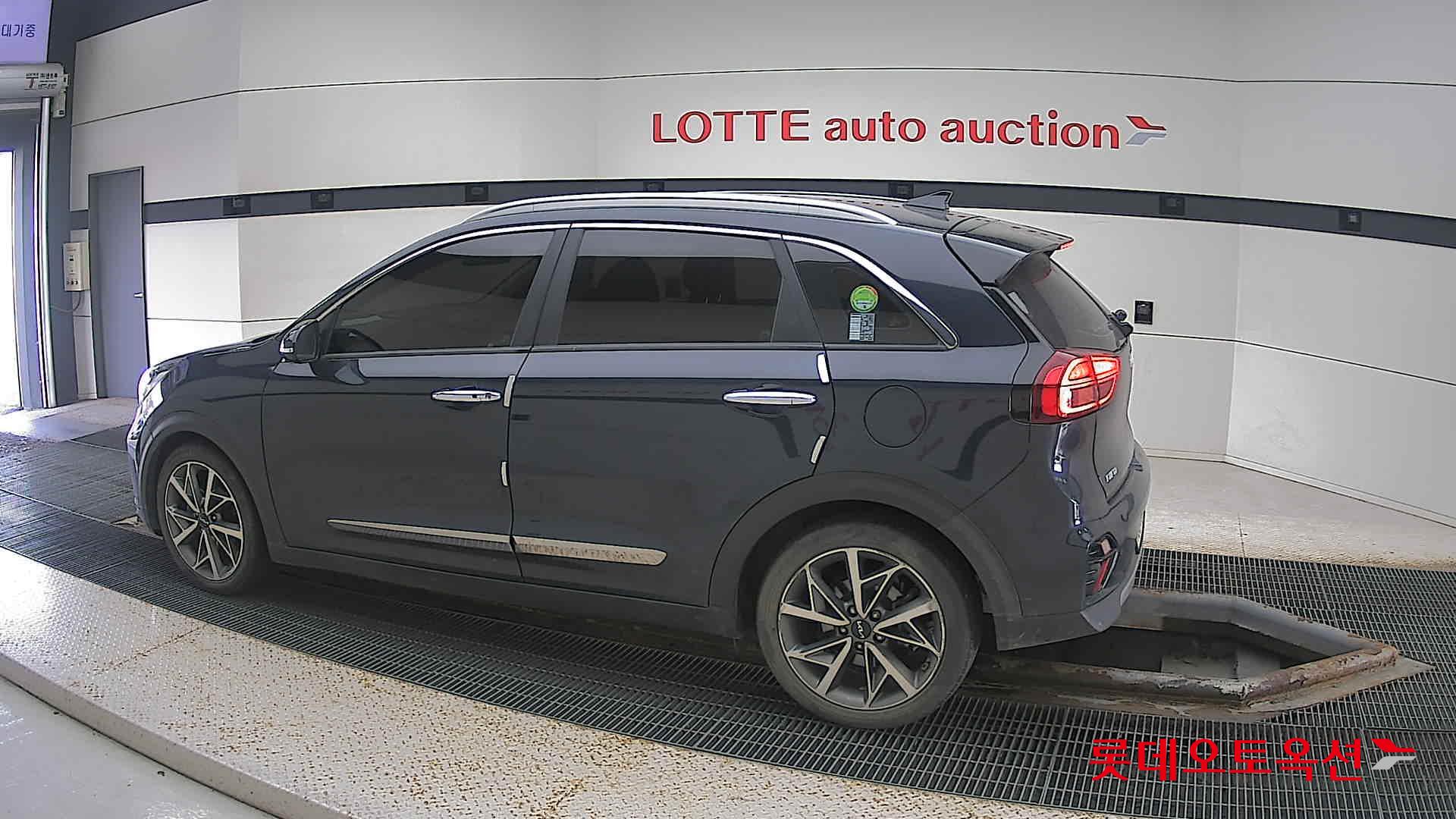 كيا - نيرو - Image 11