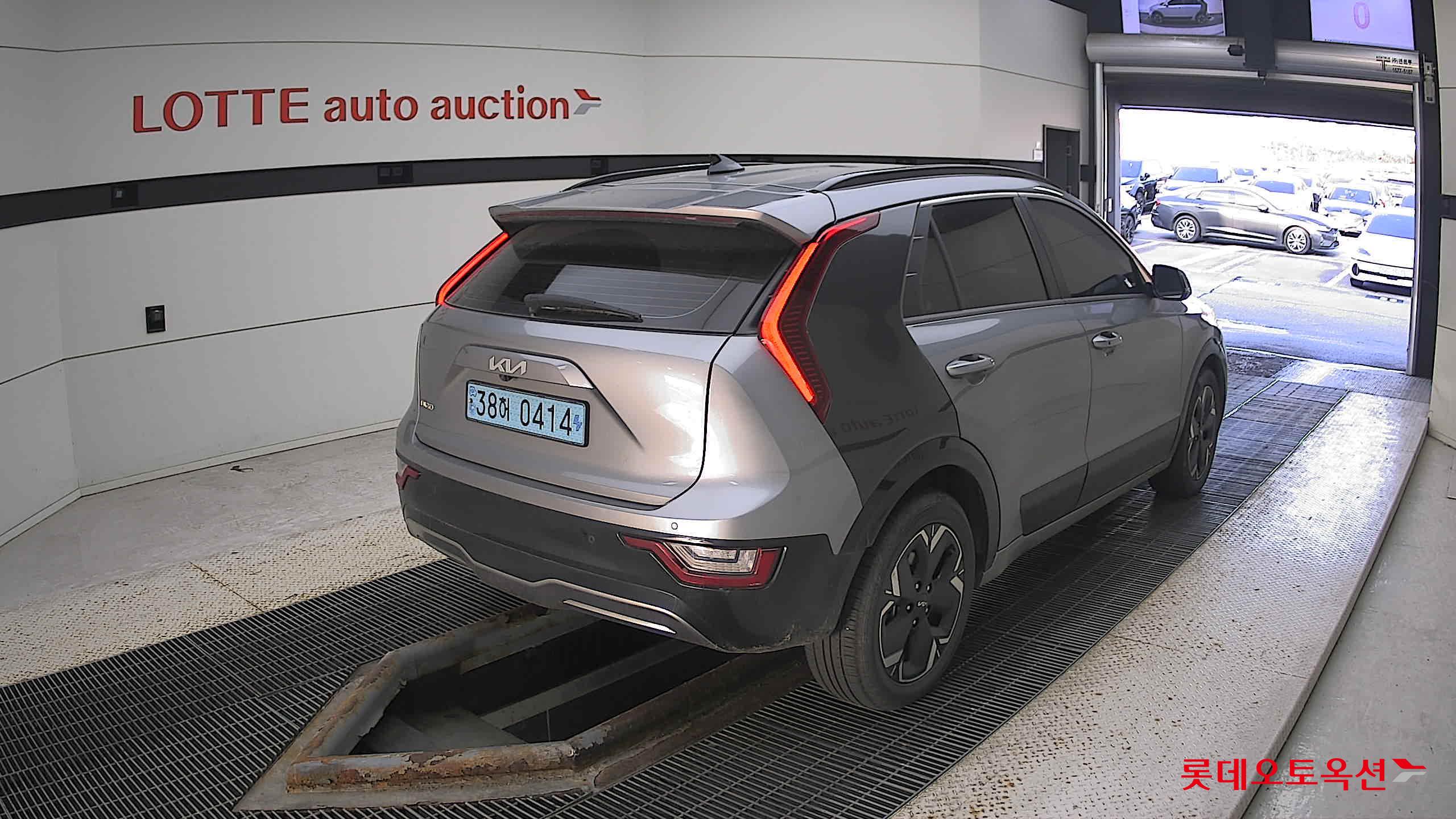 Kia Niro EV 2023 Steelgray из Кореи, фото 4