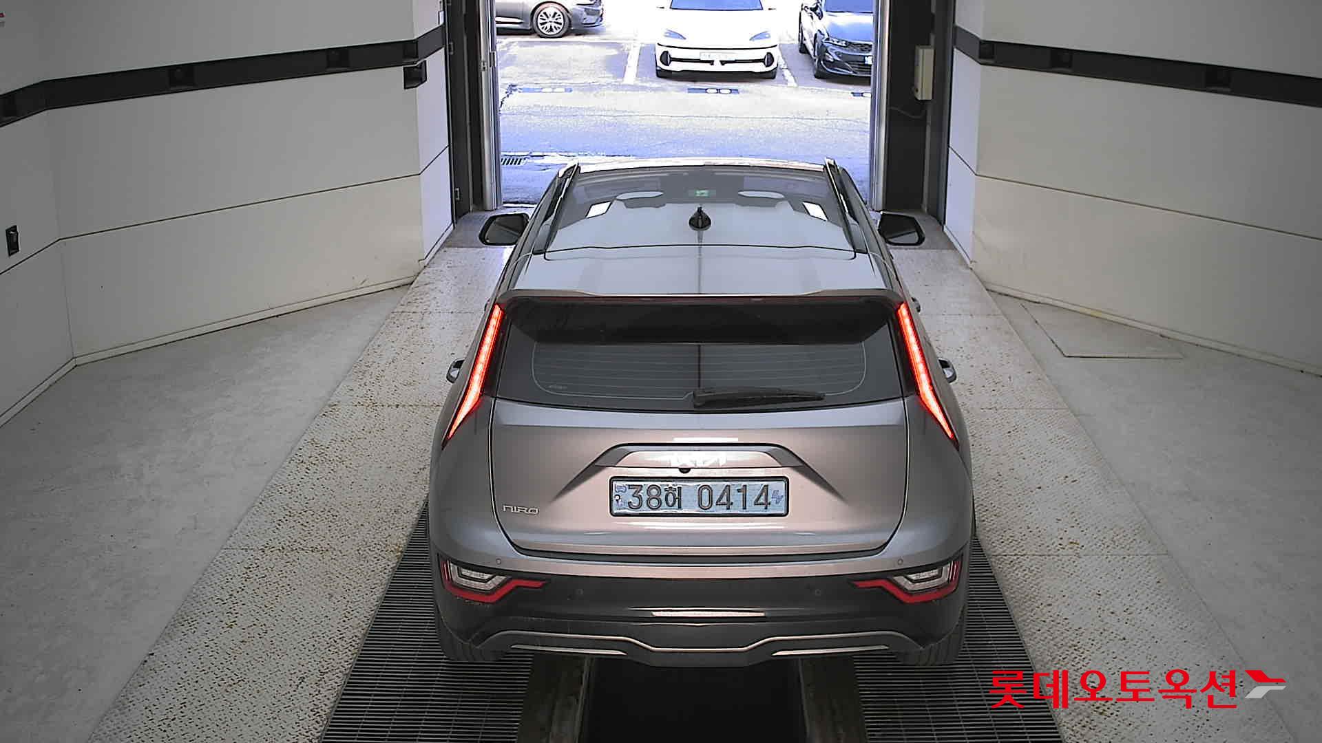 Kia Niro EV 2023 Steelgray из Кореи, фото 5