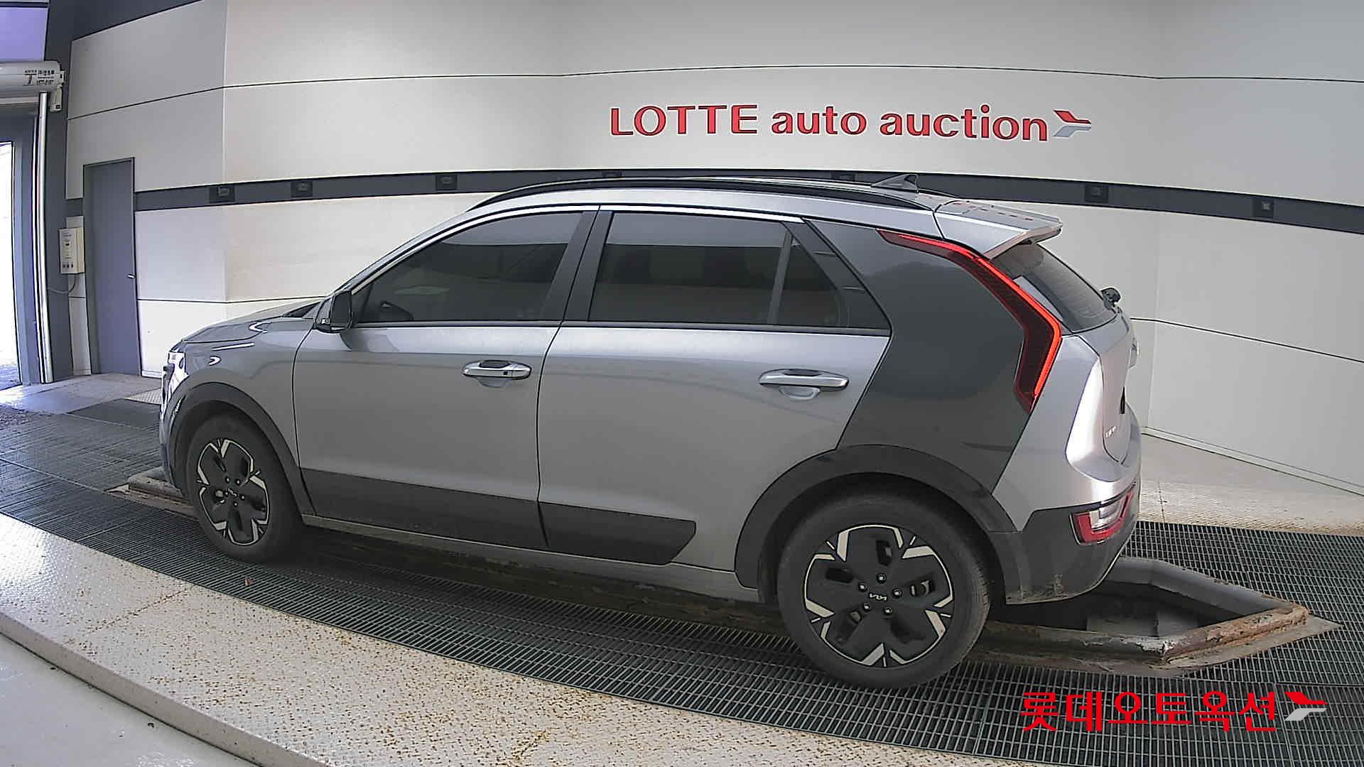 Kia Niro EV id 3436678 из Кореи 11