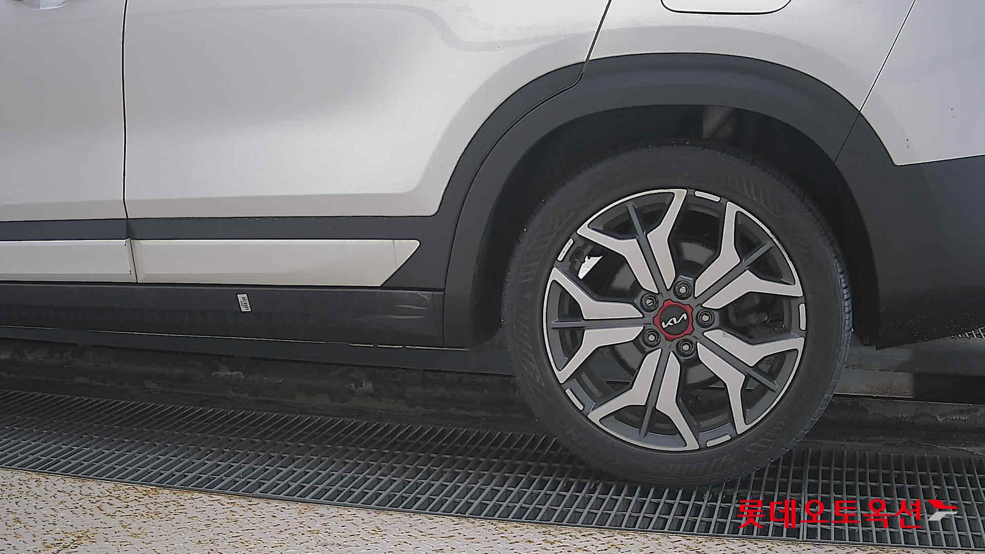 كيا - سيلتوس - Image 22