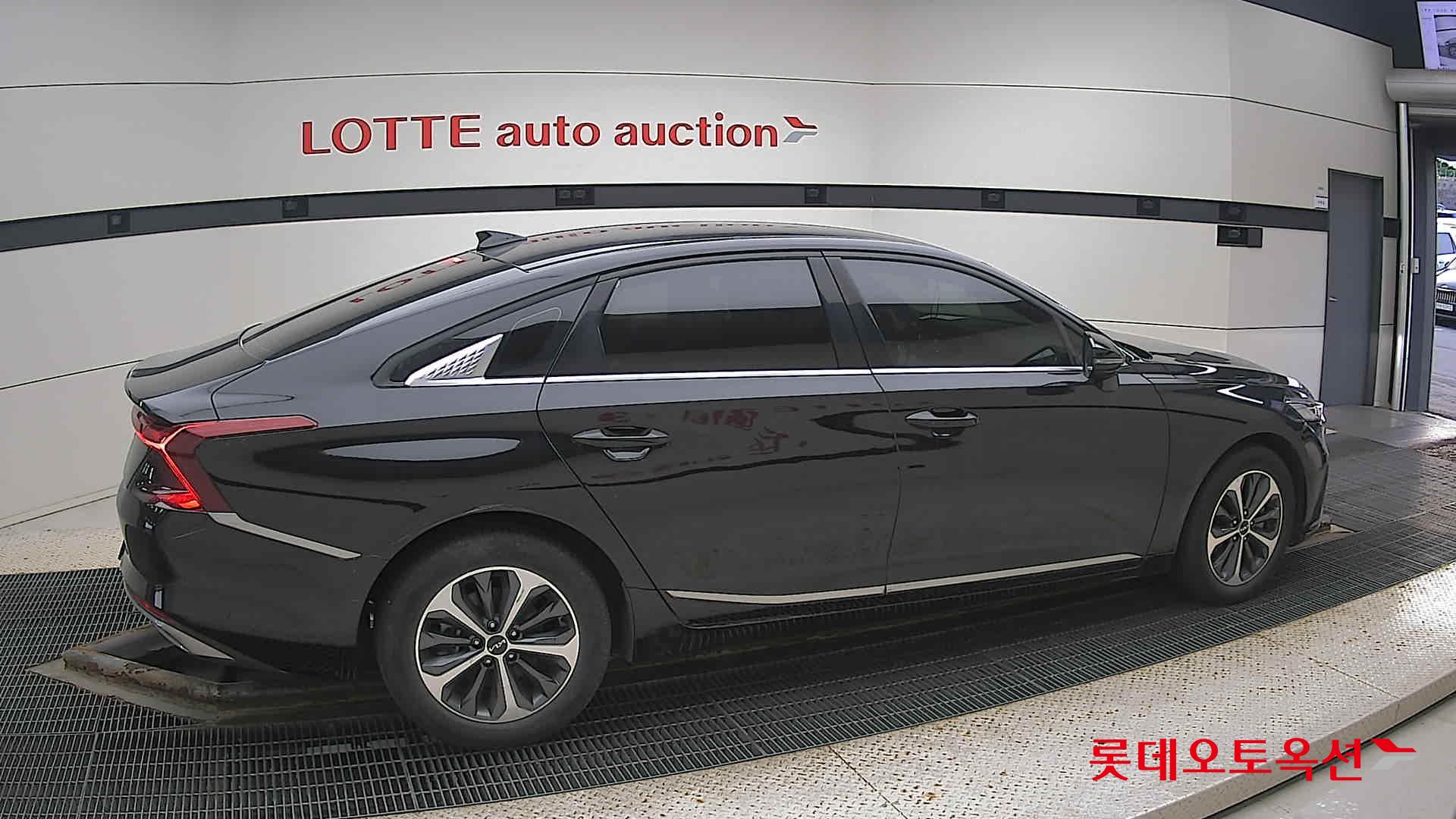 كيا - K8 - Image 18