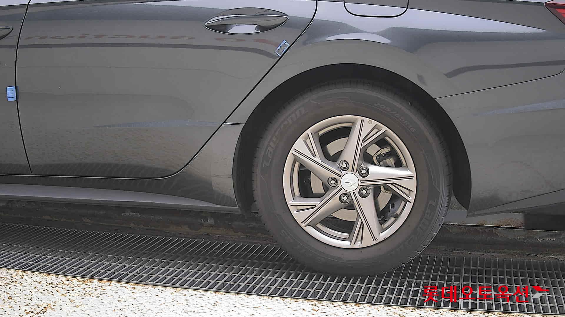 هيونداي - سوناتا - Image 22