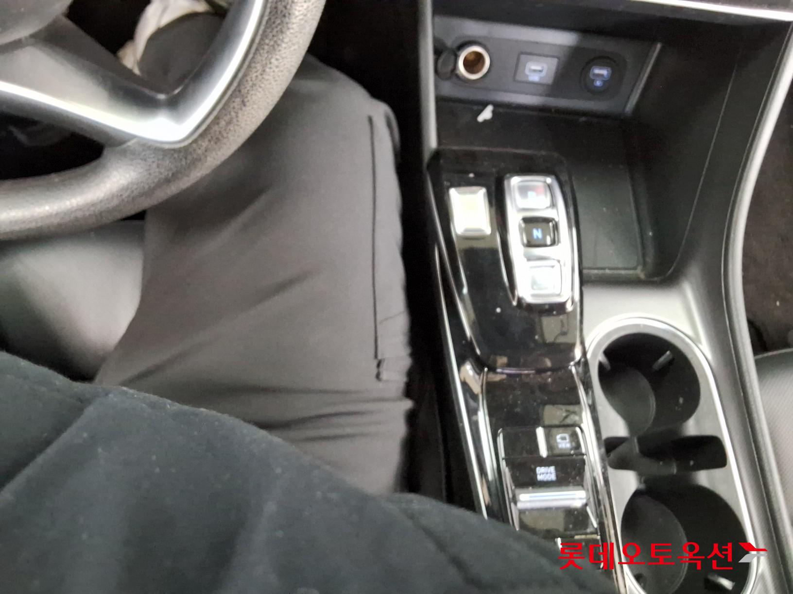 هيونداي - سوناتا - Image 33