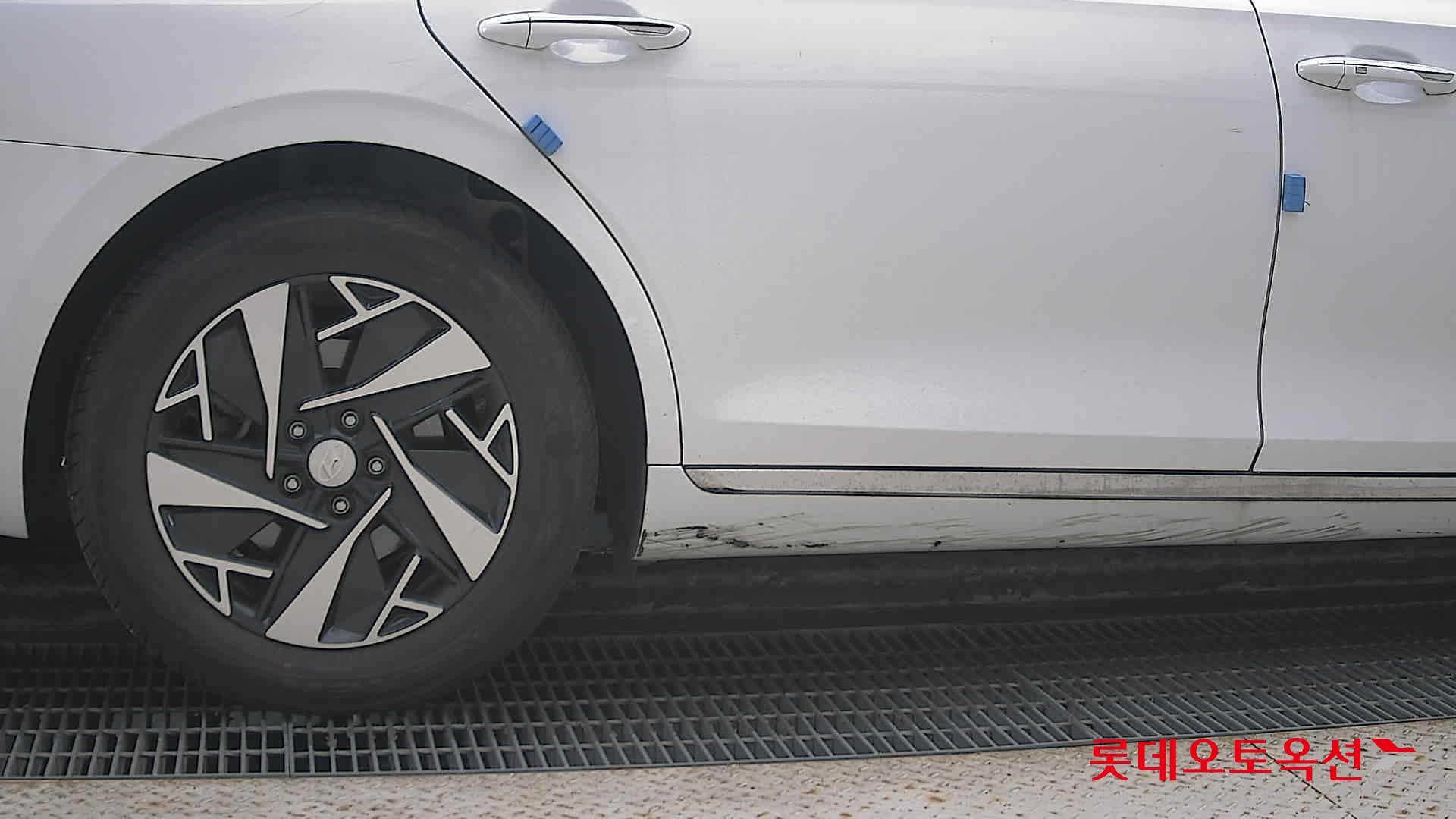 هيونداي - أزيرا - Image 24