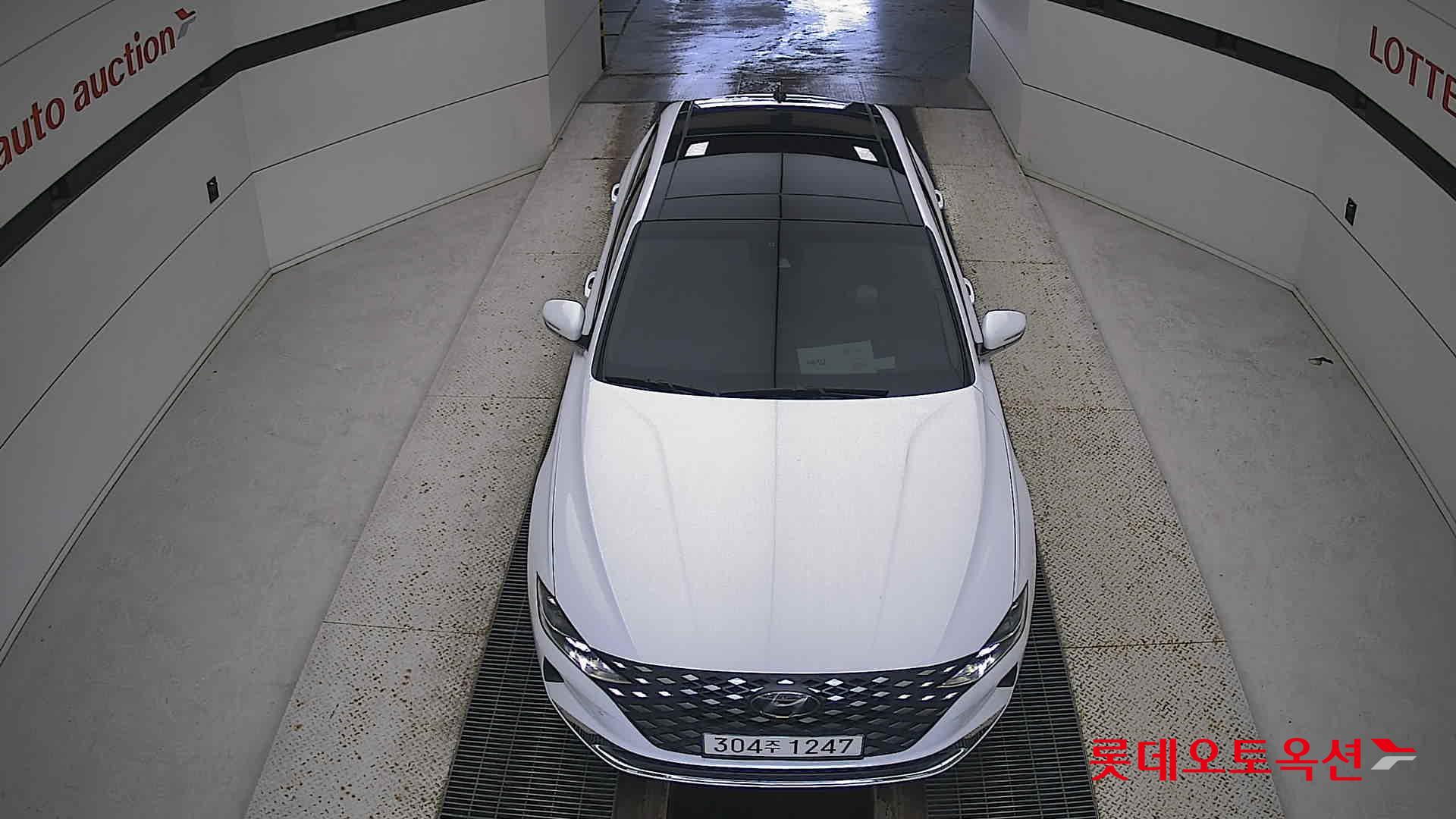 هيونداي - أزيرا - Image 25