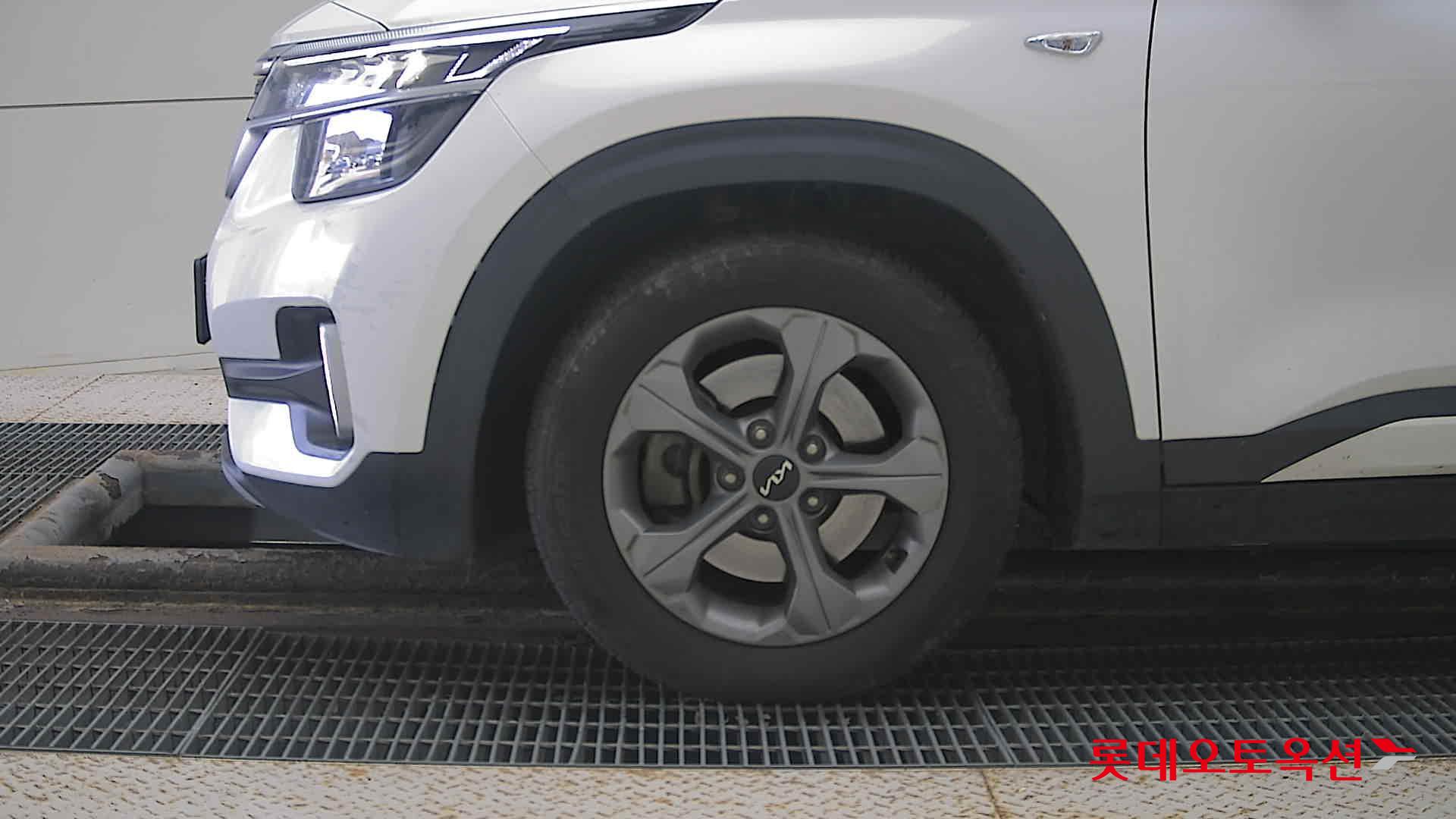 كيا - سيلتوس - Image 21