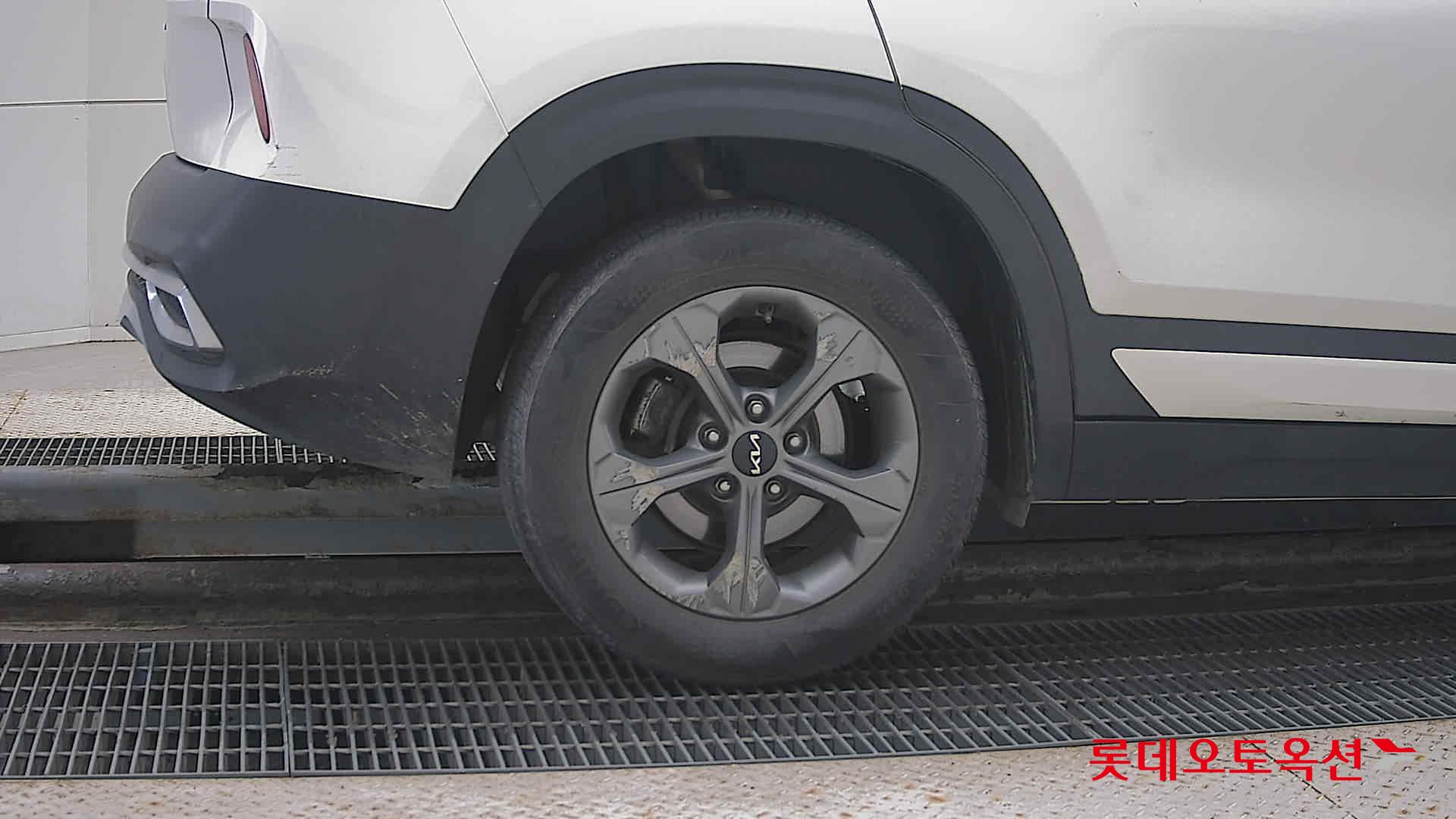 كيا - سيلتوس - Image 24