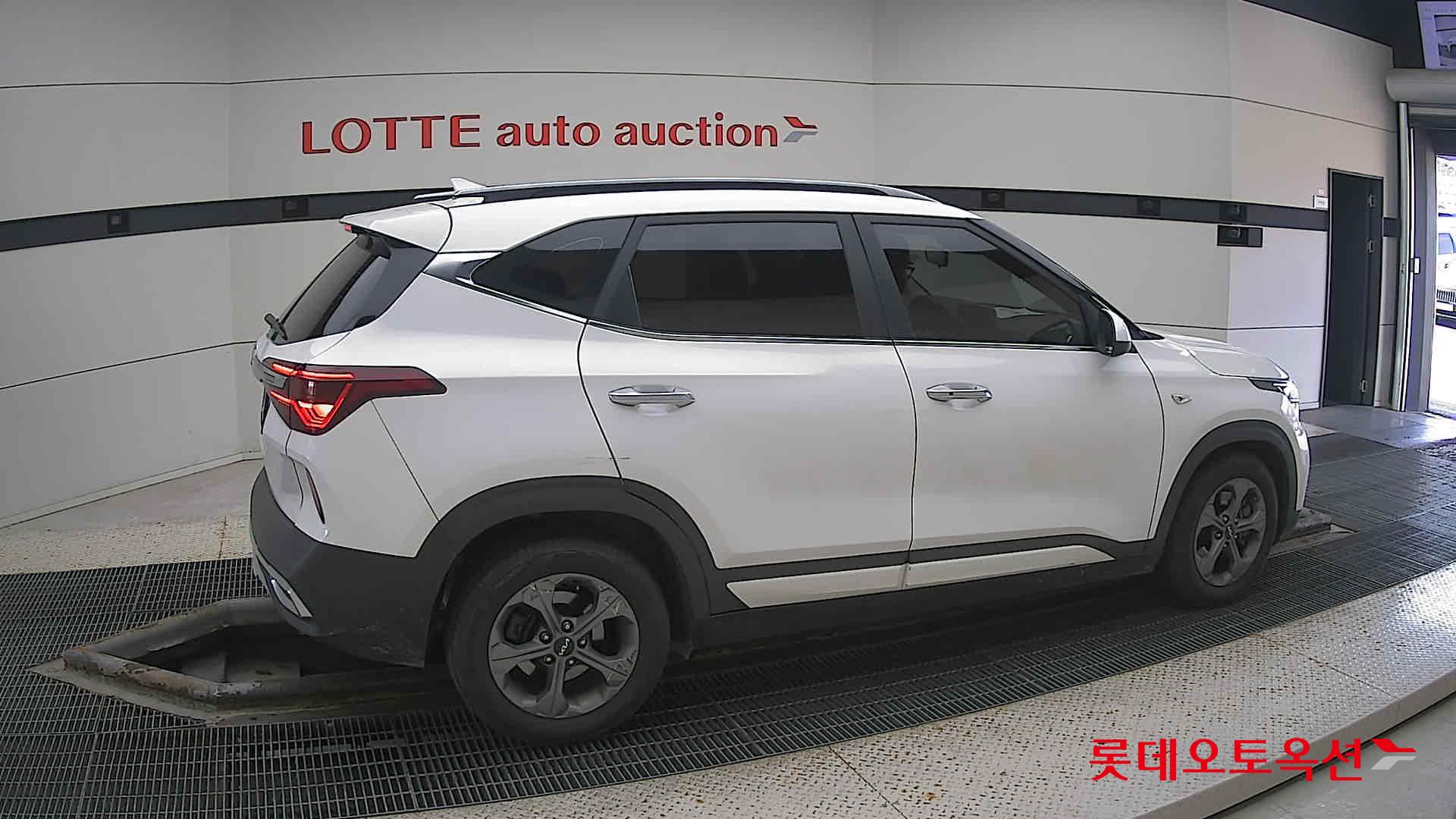 كيا - سيلتوس - Image 18