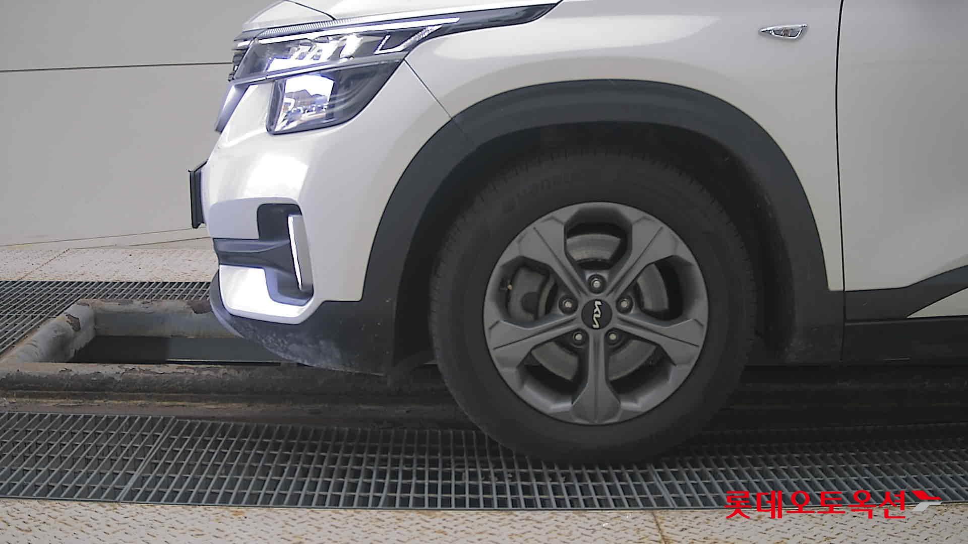 كيا - سيلتوس - Image 21